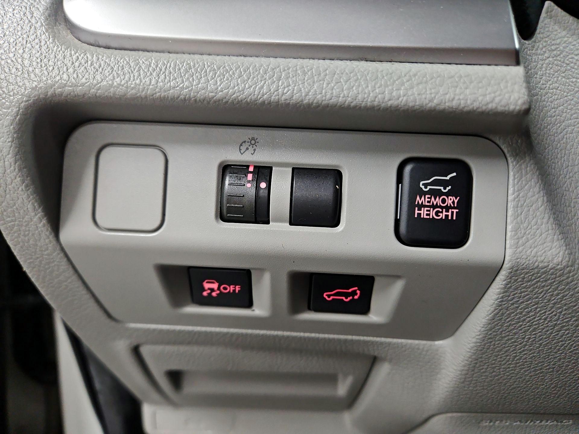 Thumbnail: 2015 Subaru Forester - 13