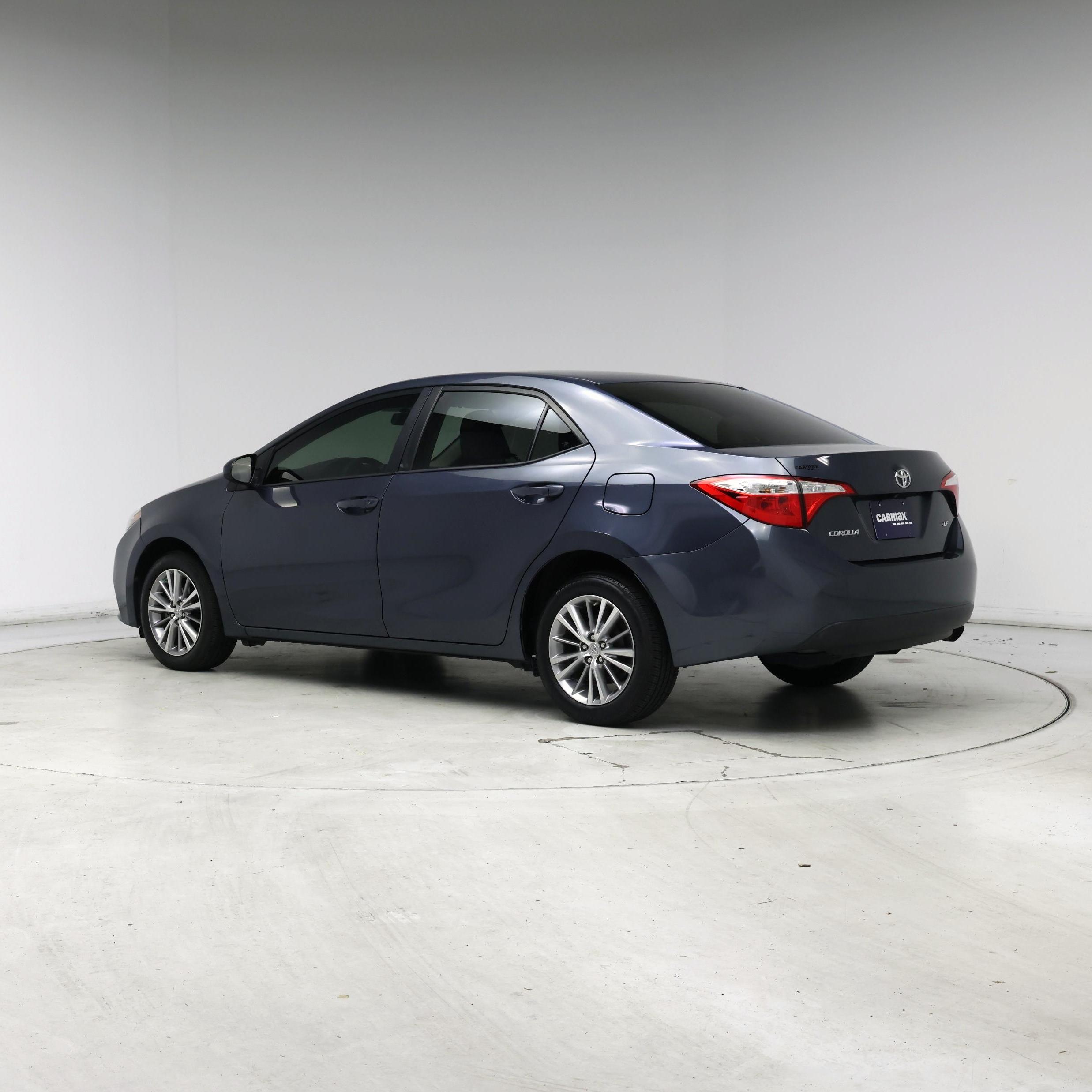 Thumbnail: 2015 Toyota Corolla - 2