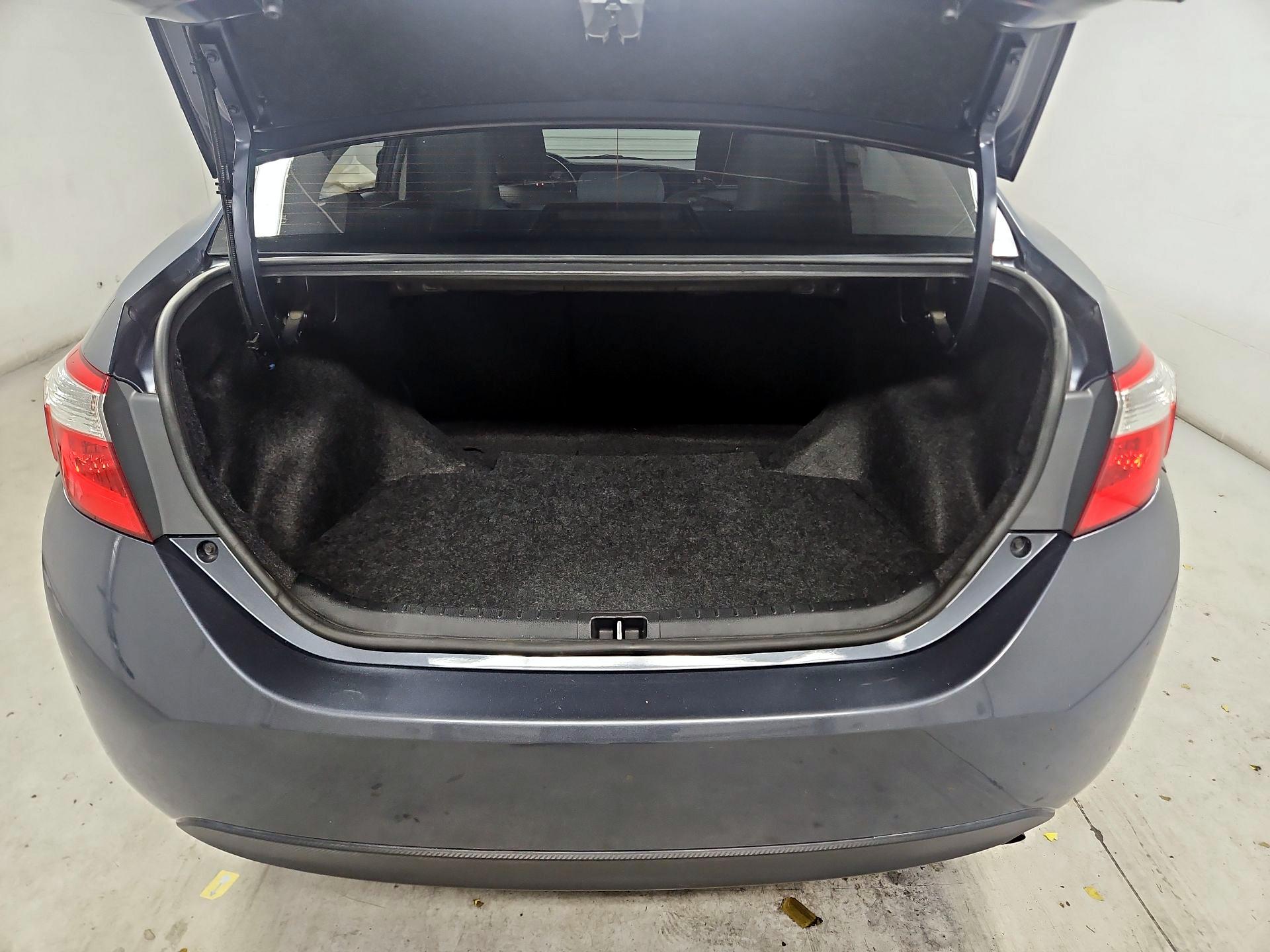 Thumbnail: 2015 Toyota Corolla - 20