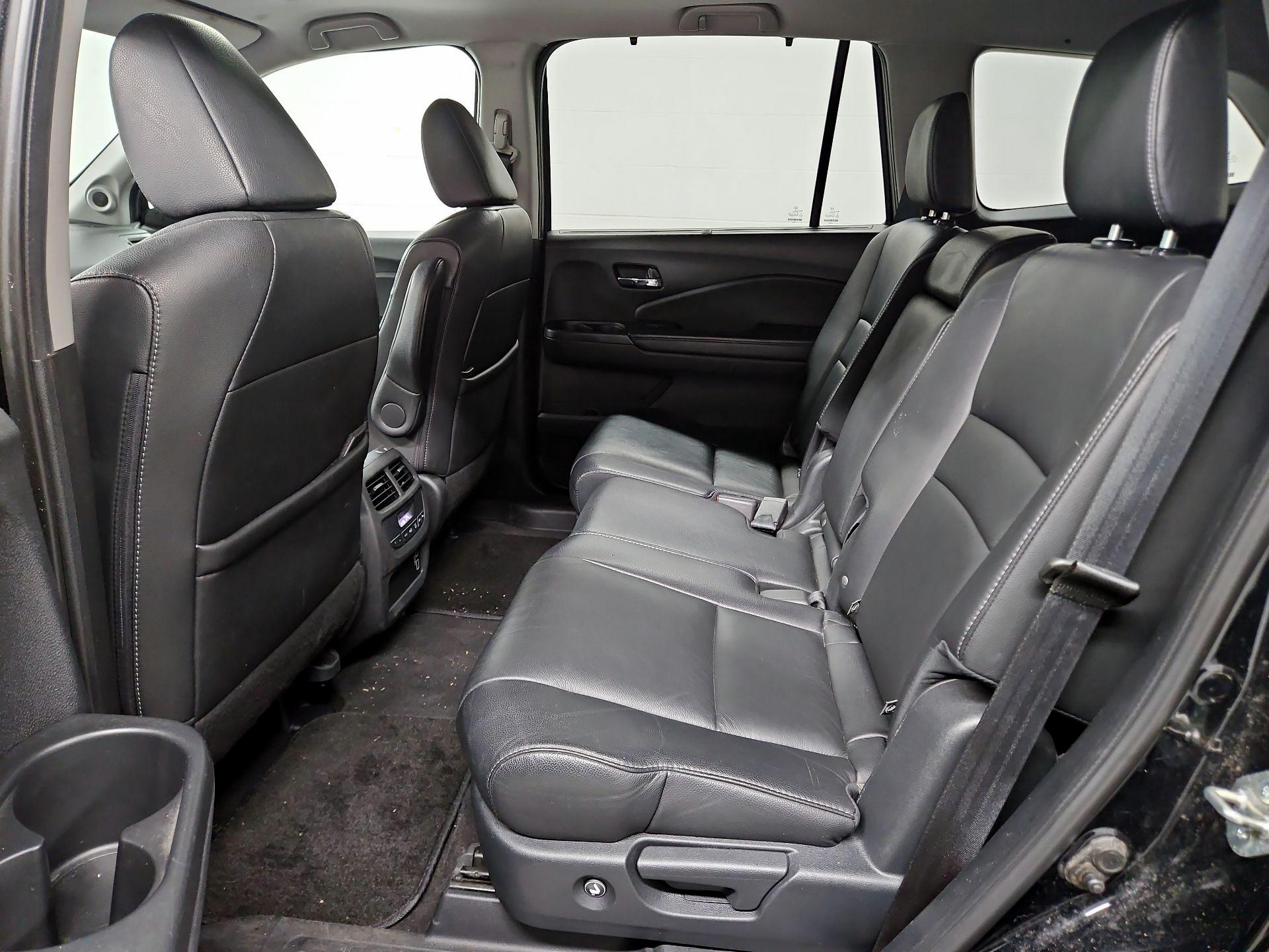 Thumbnail: 2020 Honda Pilot - 20