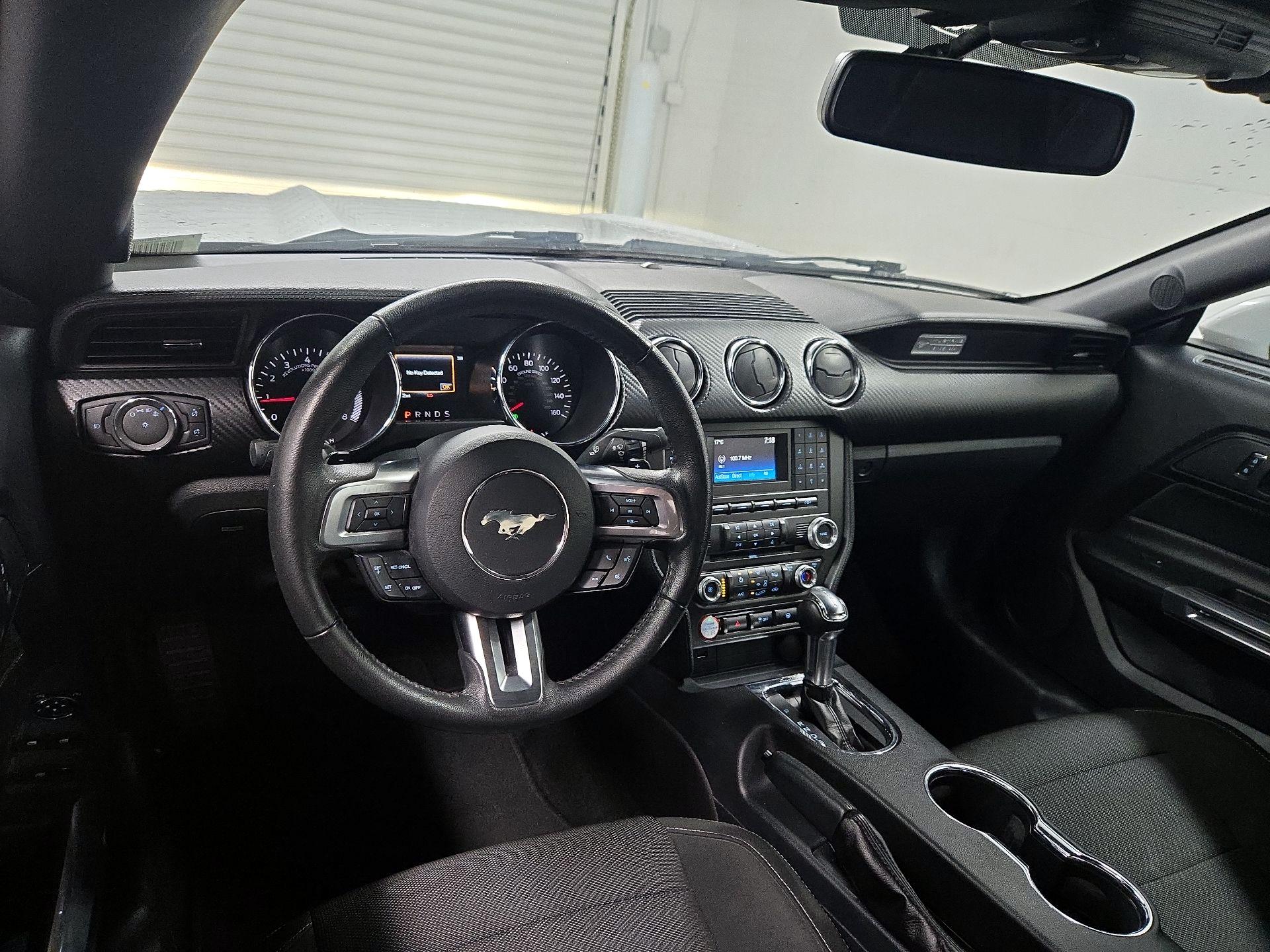 Thumbnail: 2015 Ford Mustang - 9