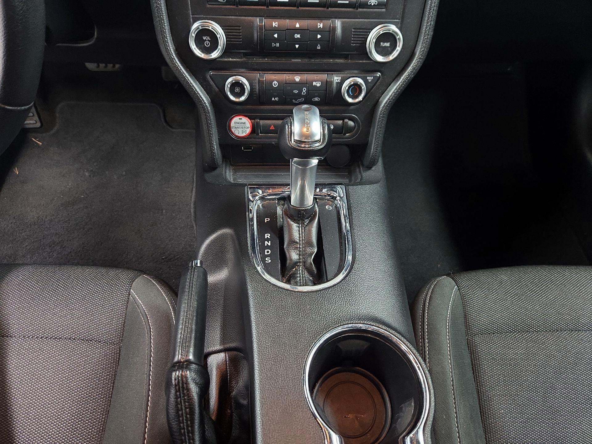 Thumbnail: 2015 Ford Mustang - 17