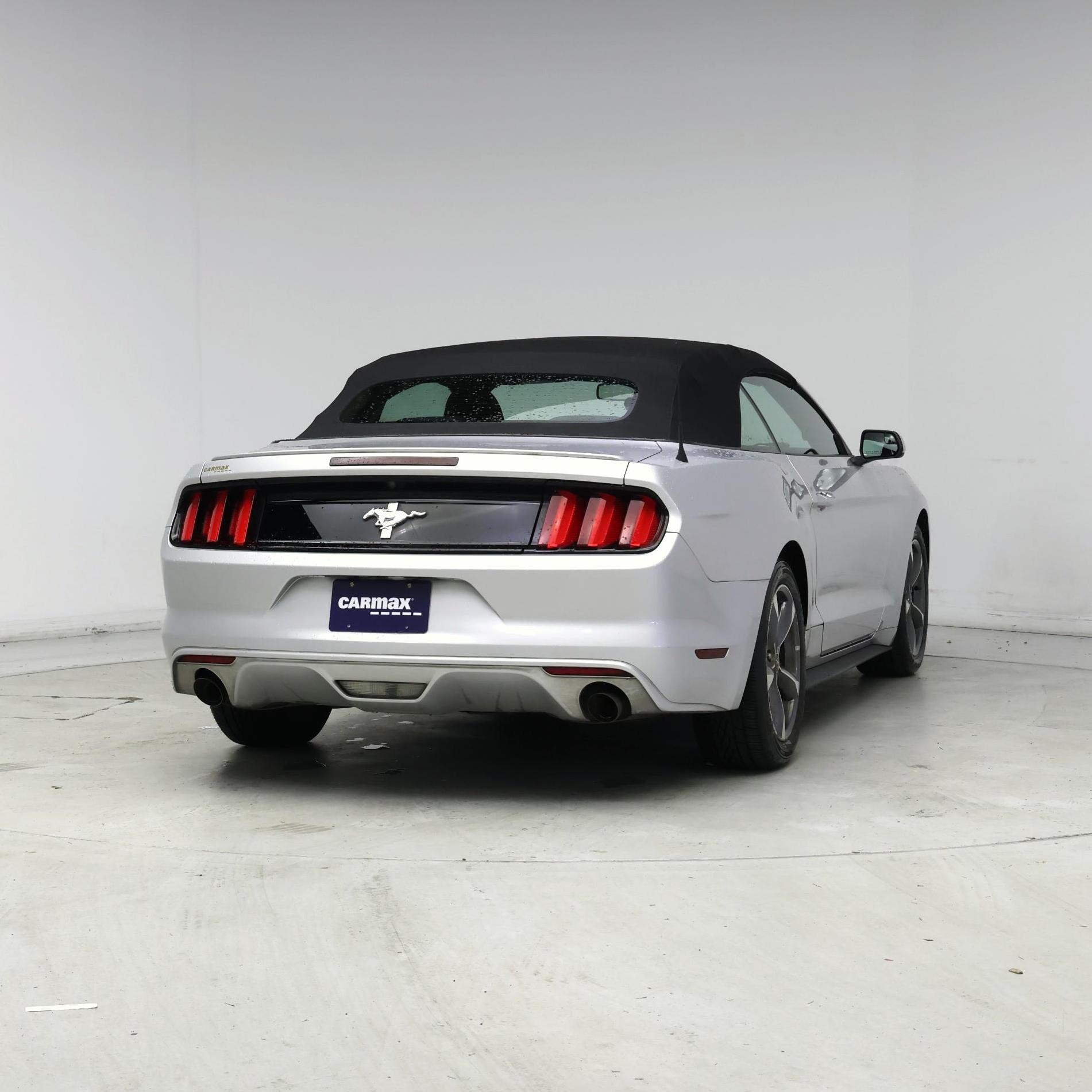 Thumbnail: 2015 Ford Mustang - 8