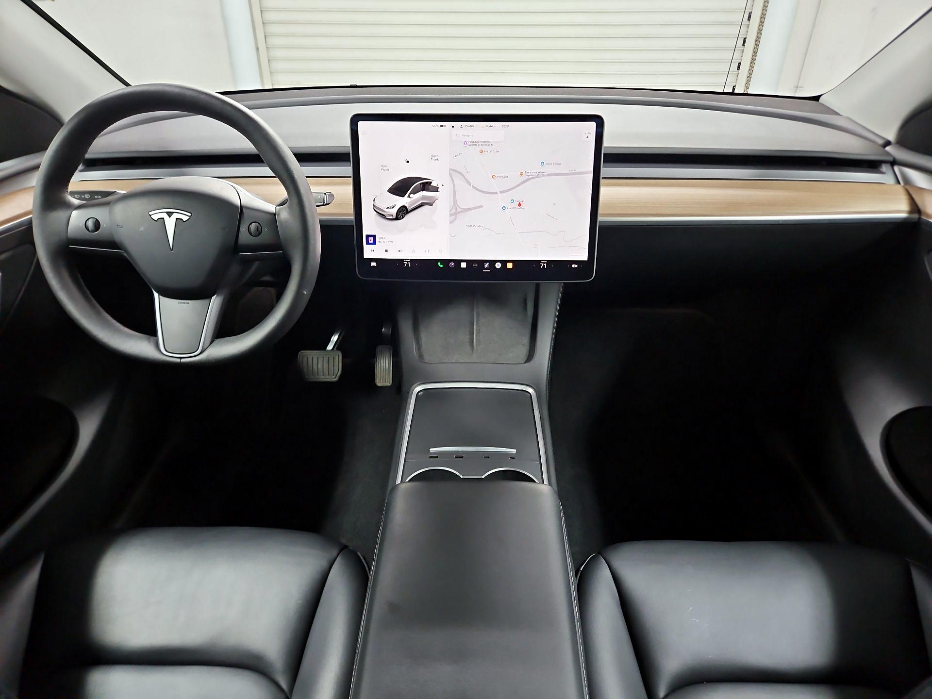 Thumbnail: 2025 Tesla Model Y - 9