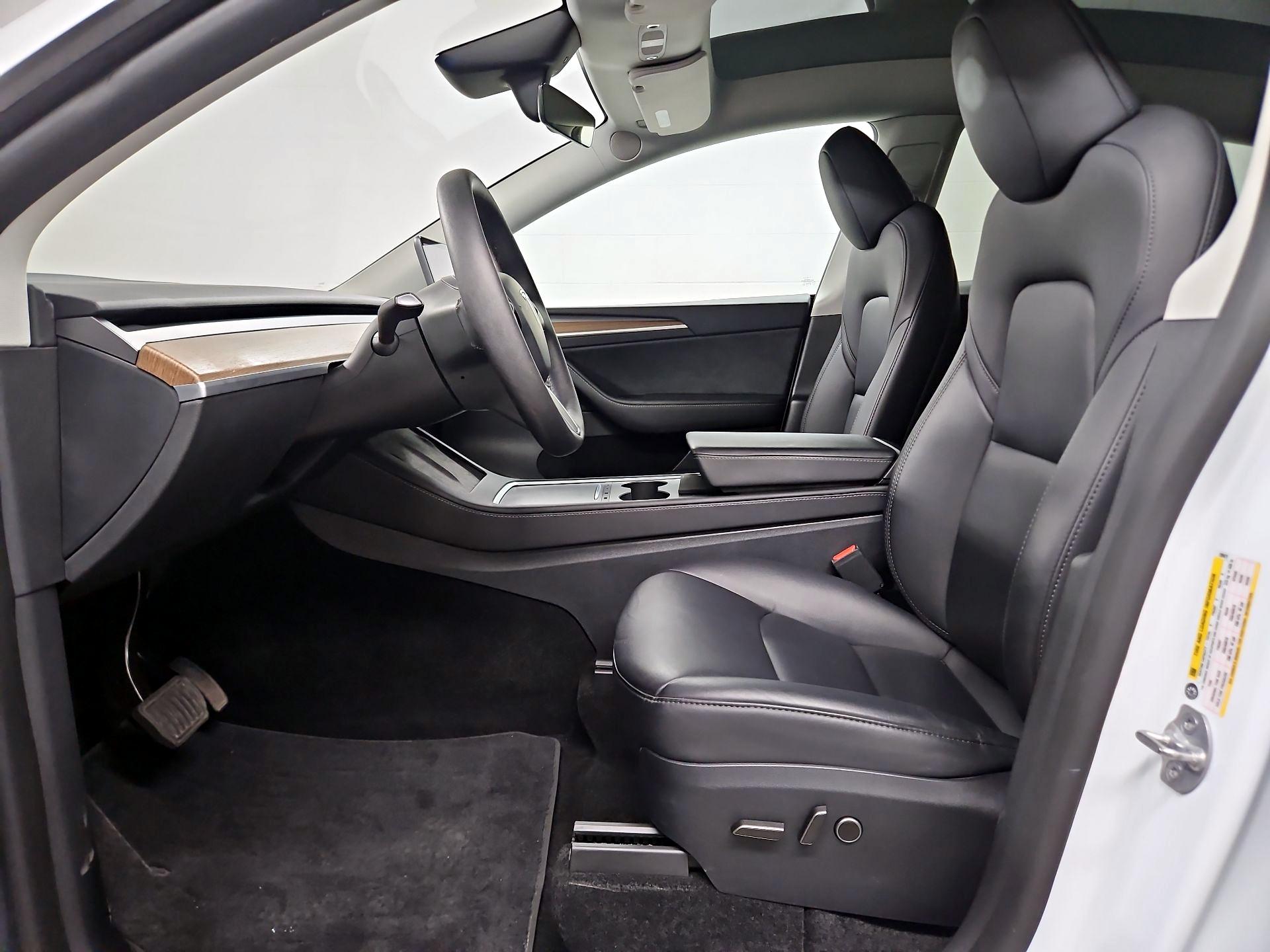 Thumbnail: 2025 Tesla Model Y - 11