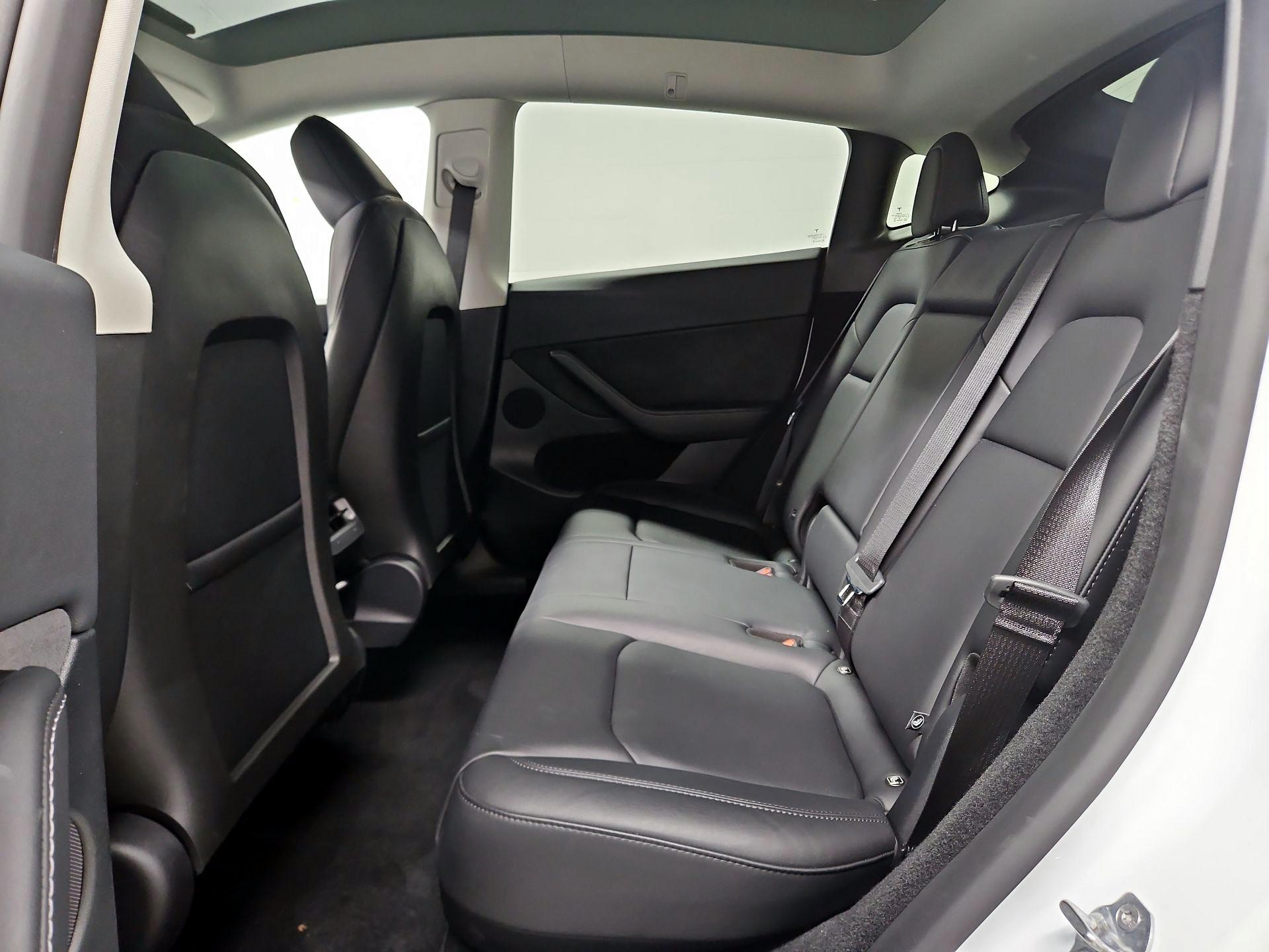 Thumbnail: 2025 Tesla Model Y - 19