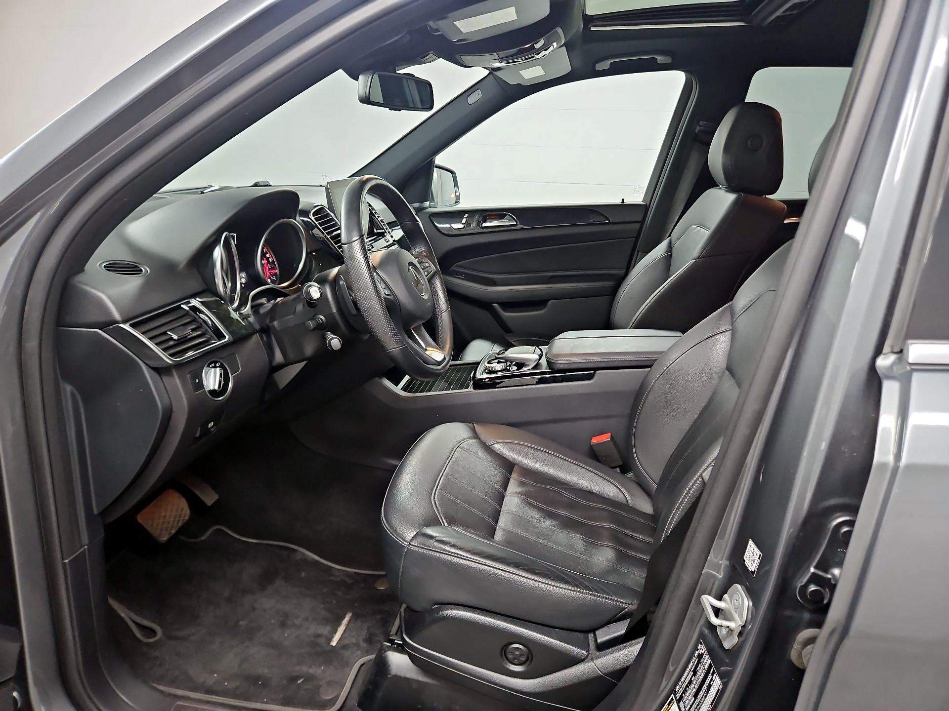 Thumbnail: 2017 Mercedes-Benz GLE - 11