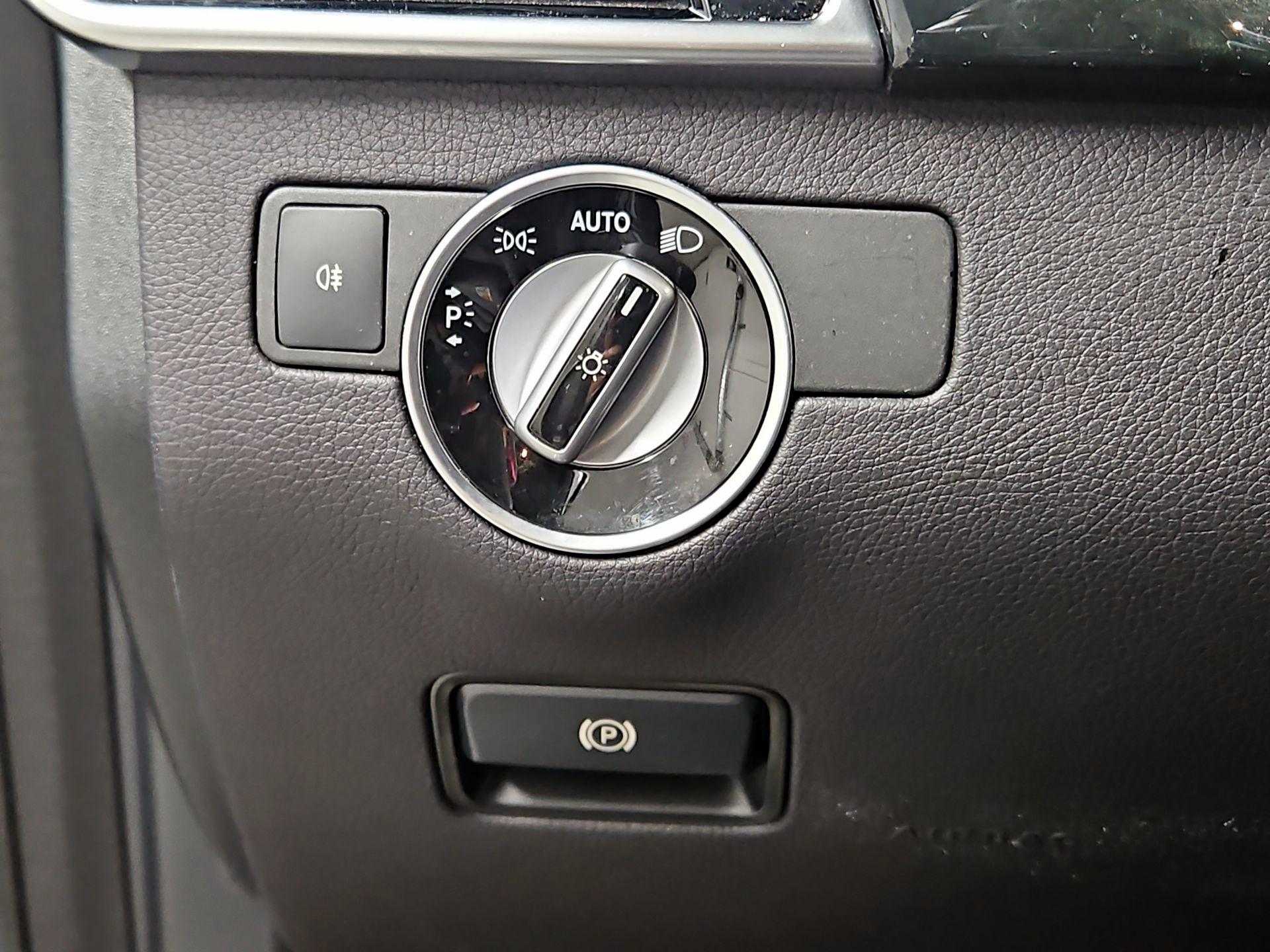 Thumbnail: 2017 Mercedes-Benz GLE - 13