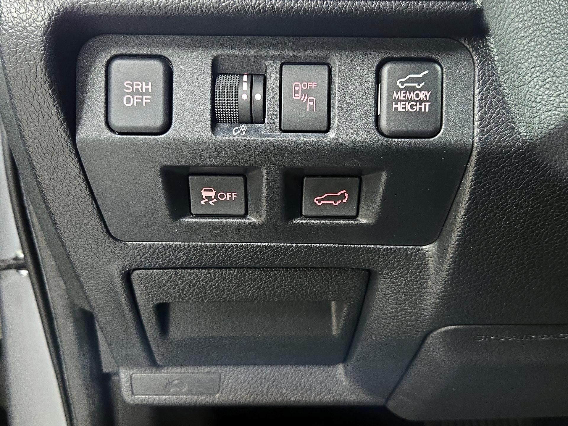 Thumbnail: 2017 Subaru Forester - 13