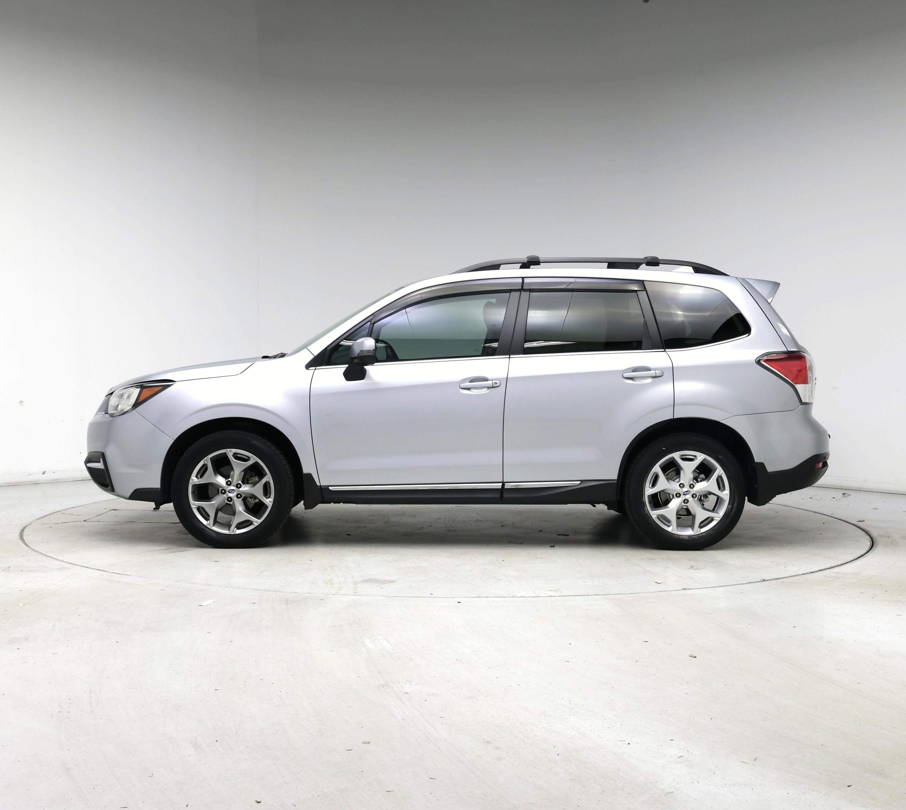 Thumbnail: 2017 Subaru Forester - 3