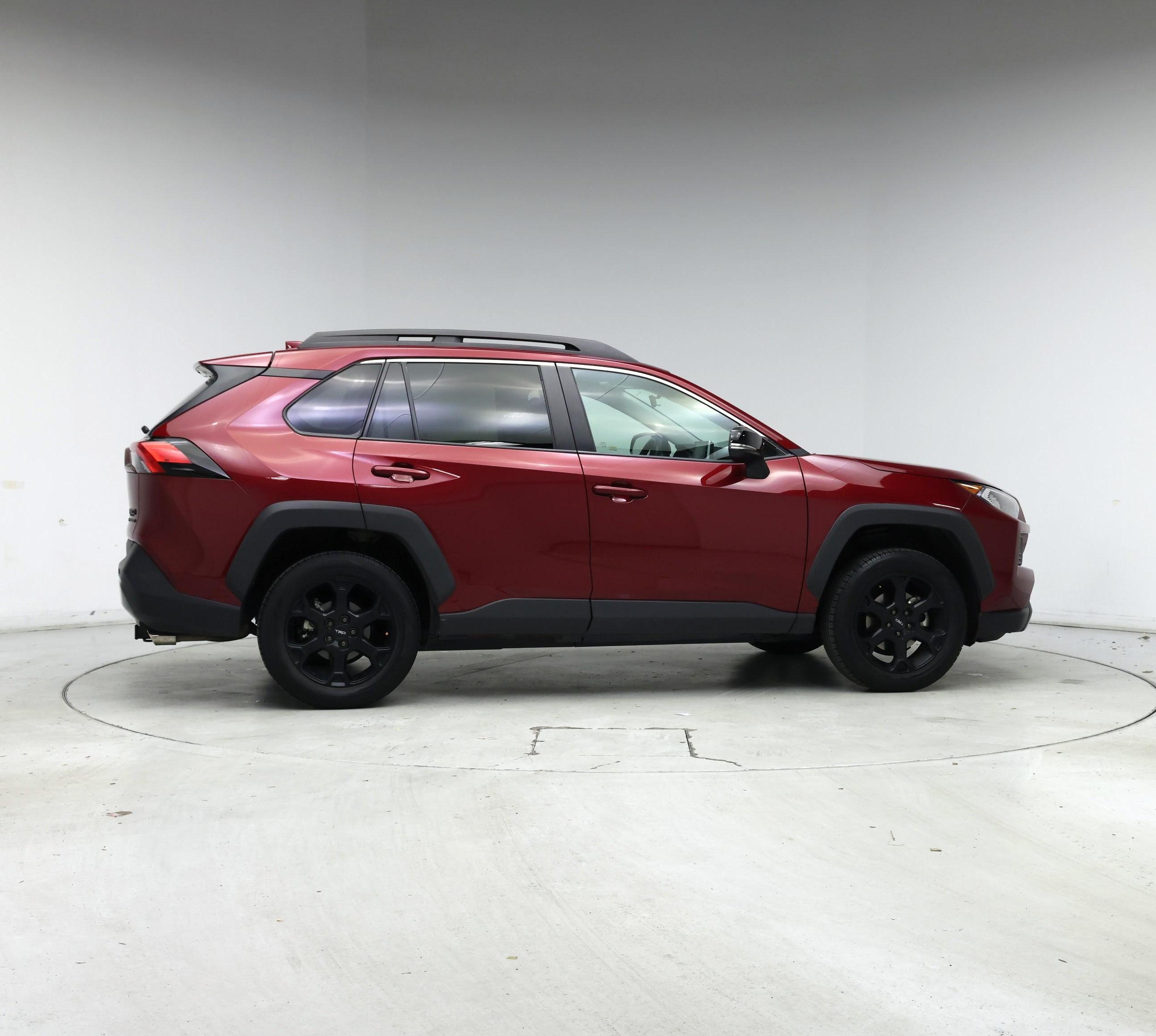 Thumbnail: 2020 Toyota RAV4 - 7