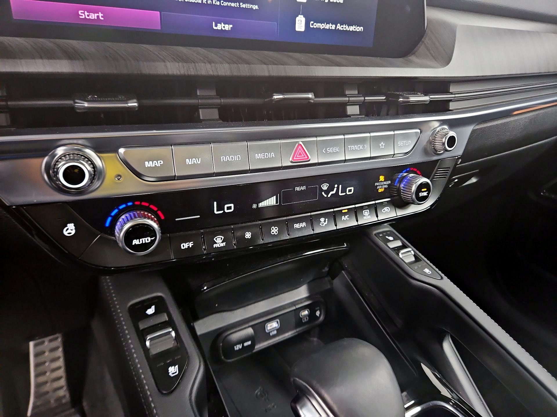 Thumbnail: 2023 Kia Telluride - 17