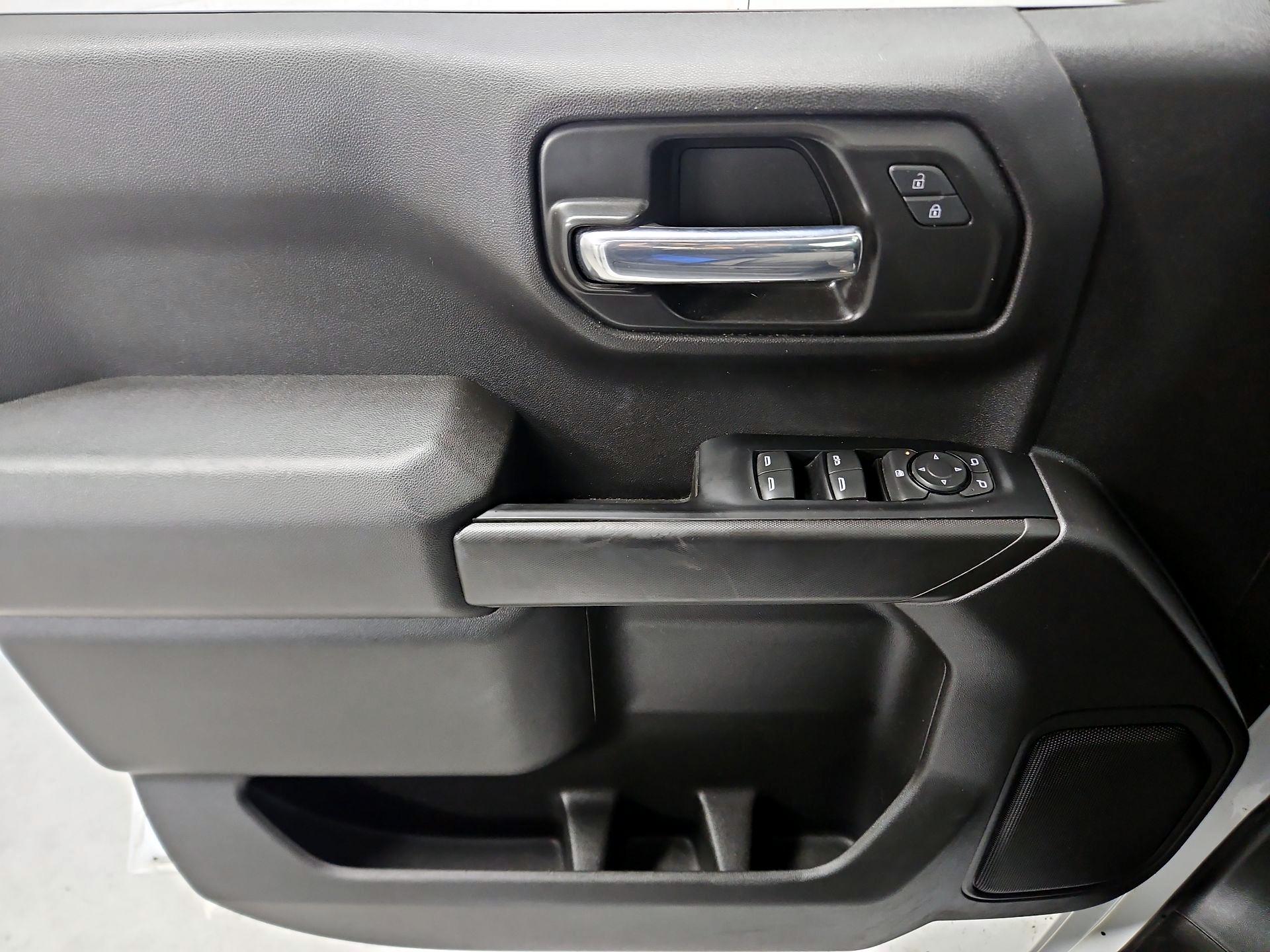 Thumbnail: 2022 Chevrolet Silverado 1500 - 12