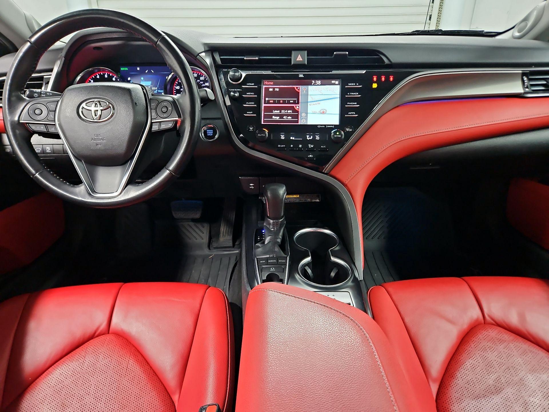 Thumbnail: 2019 Toyota Camry - 9