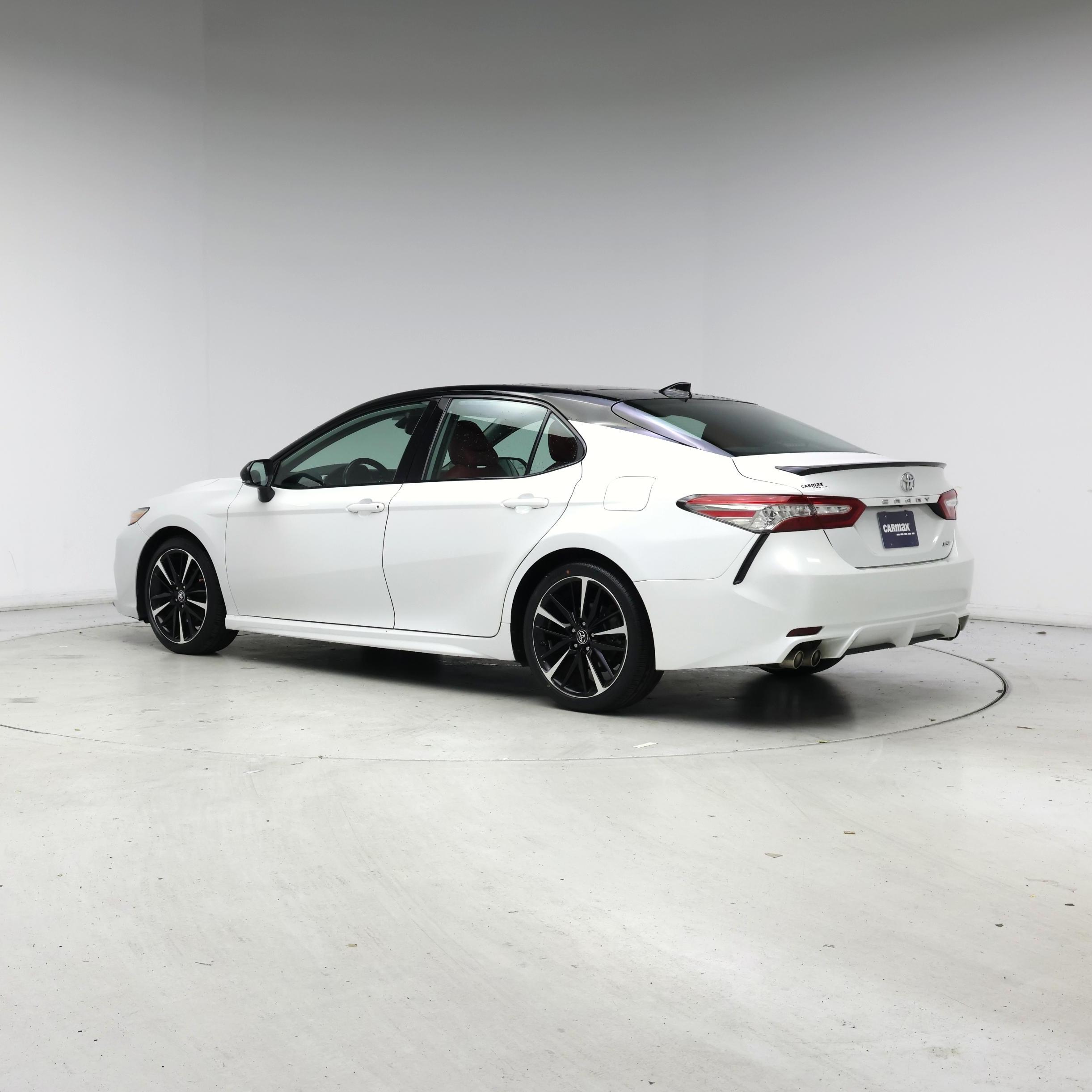 Thumbnail: 2019 Toyota Camry - 2