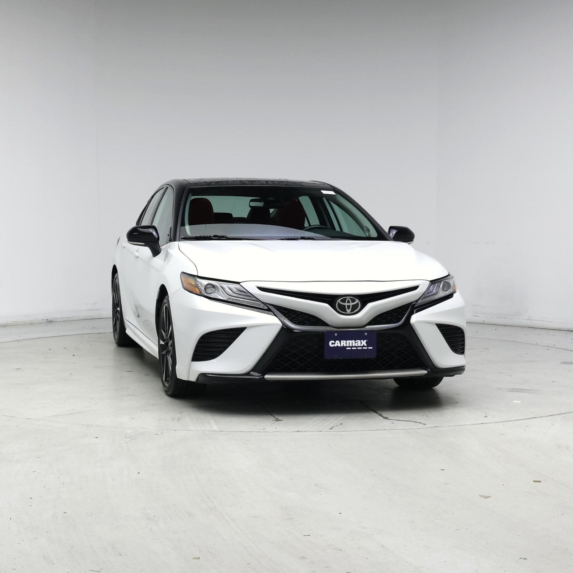 Thumbnail: 2019 Toyota Camry - 5
