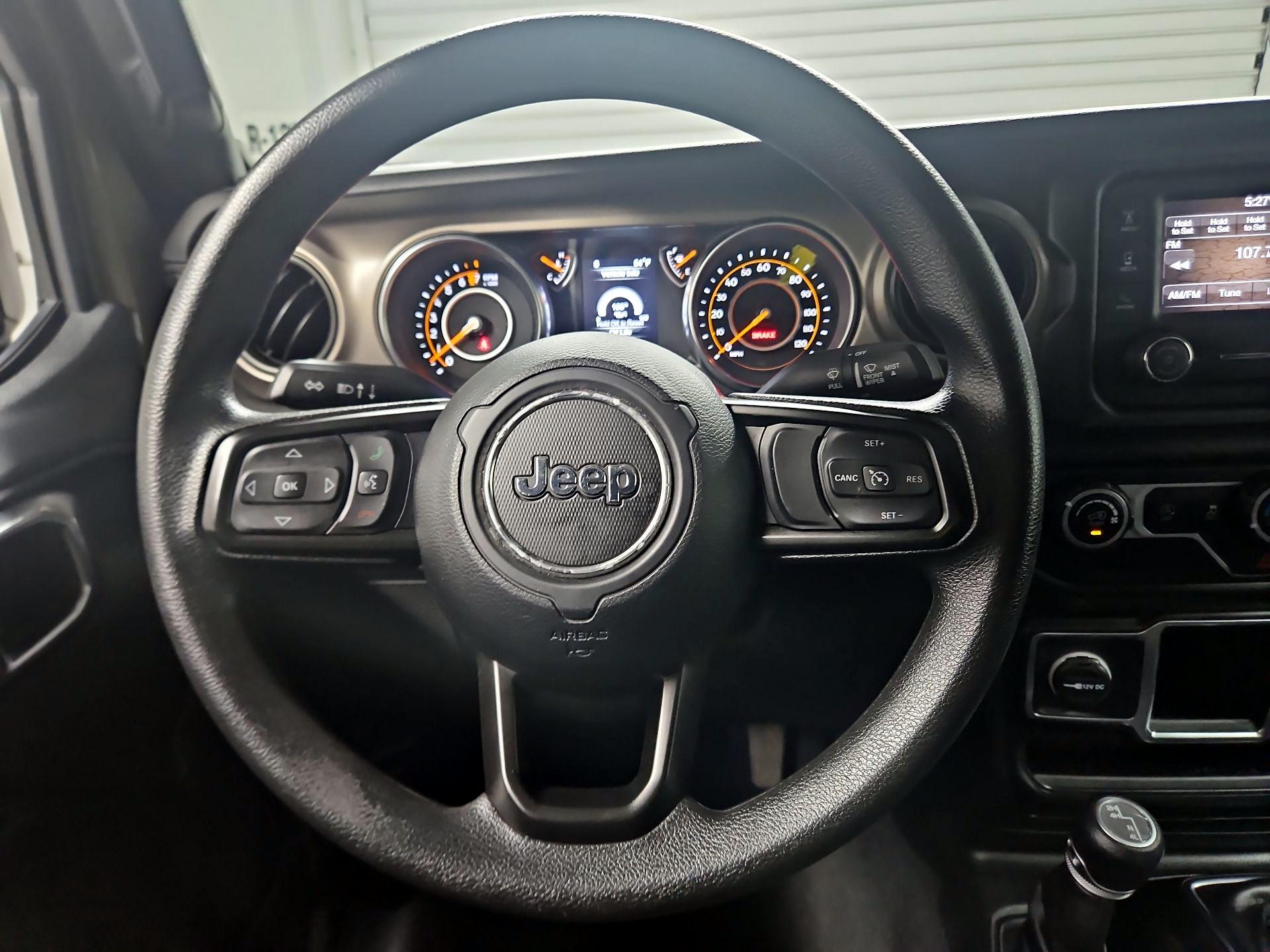 Thumbnail: 2020 Jeep Gladiator - 10