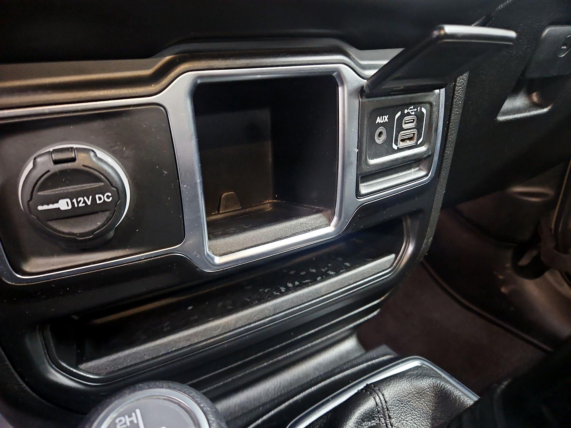 Thumbnail: 2020 Jeep Gladiator - 18