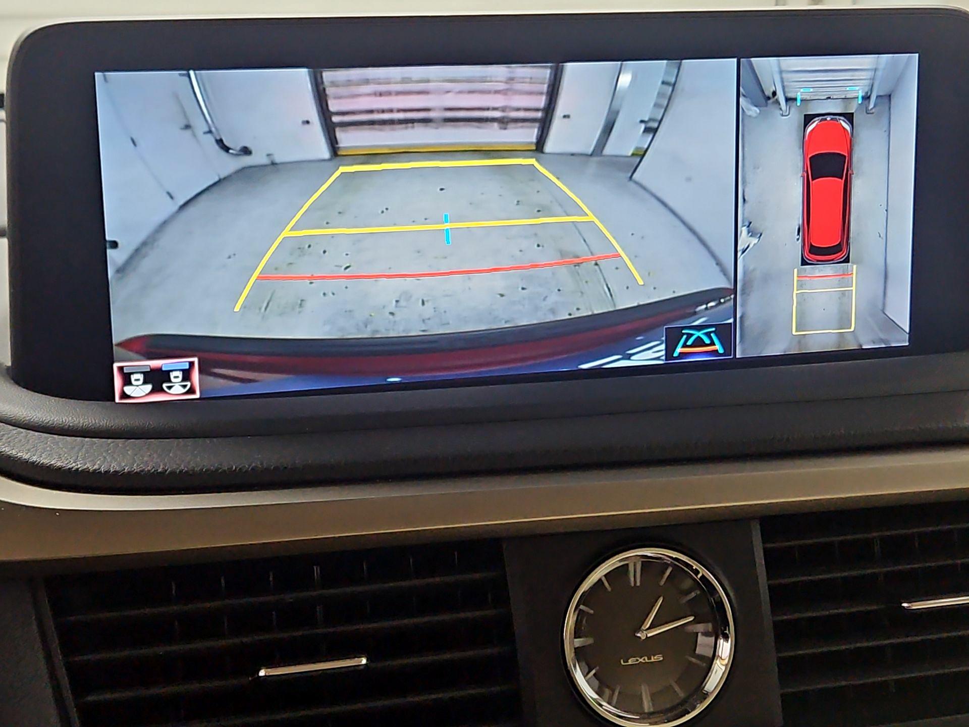 Thumbnail: 2022 Lexus RX - 15