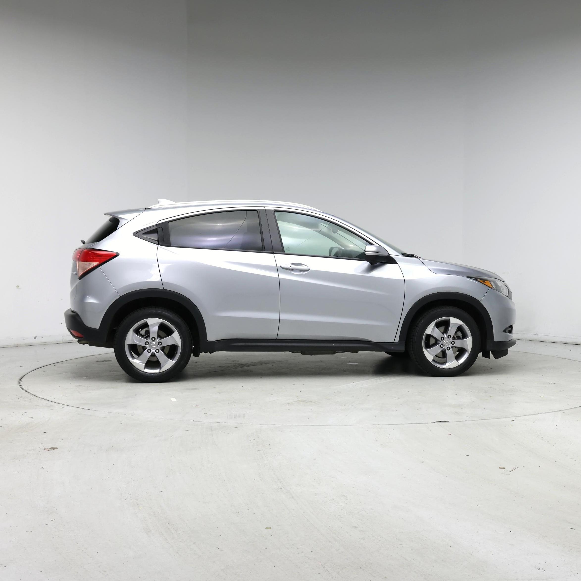 Thumbnail: 2017 Honda HR-V - 7