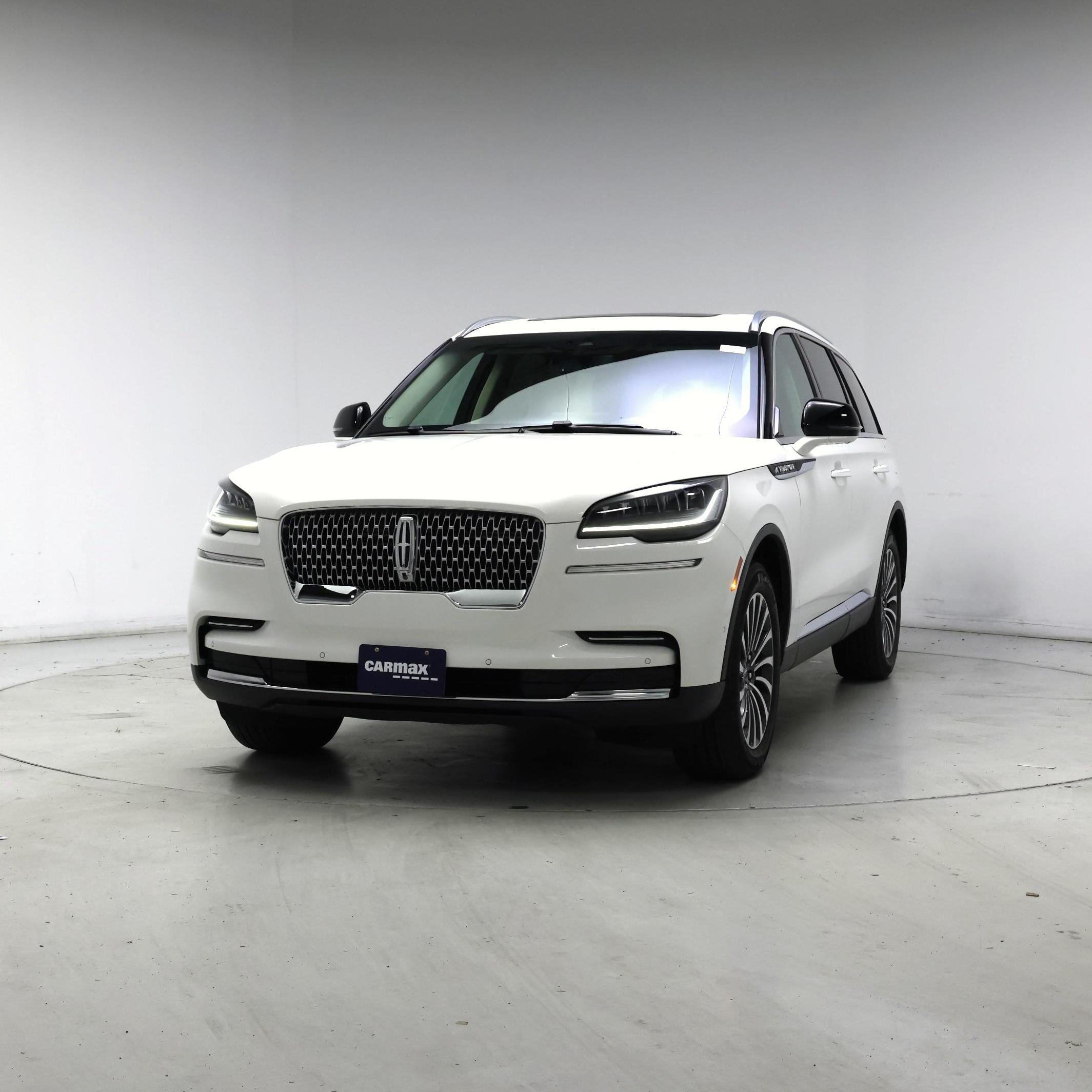 Thumbnail: 2022 Lincoln Aviator - 4