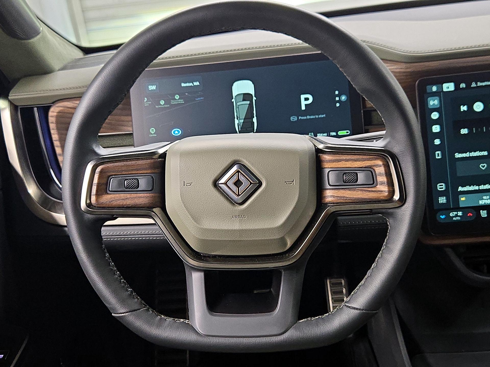 Thumbnail: 2023 Rivian R1S - 10