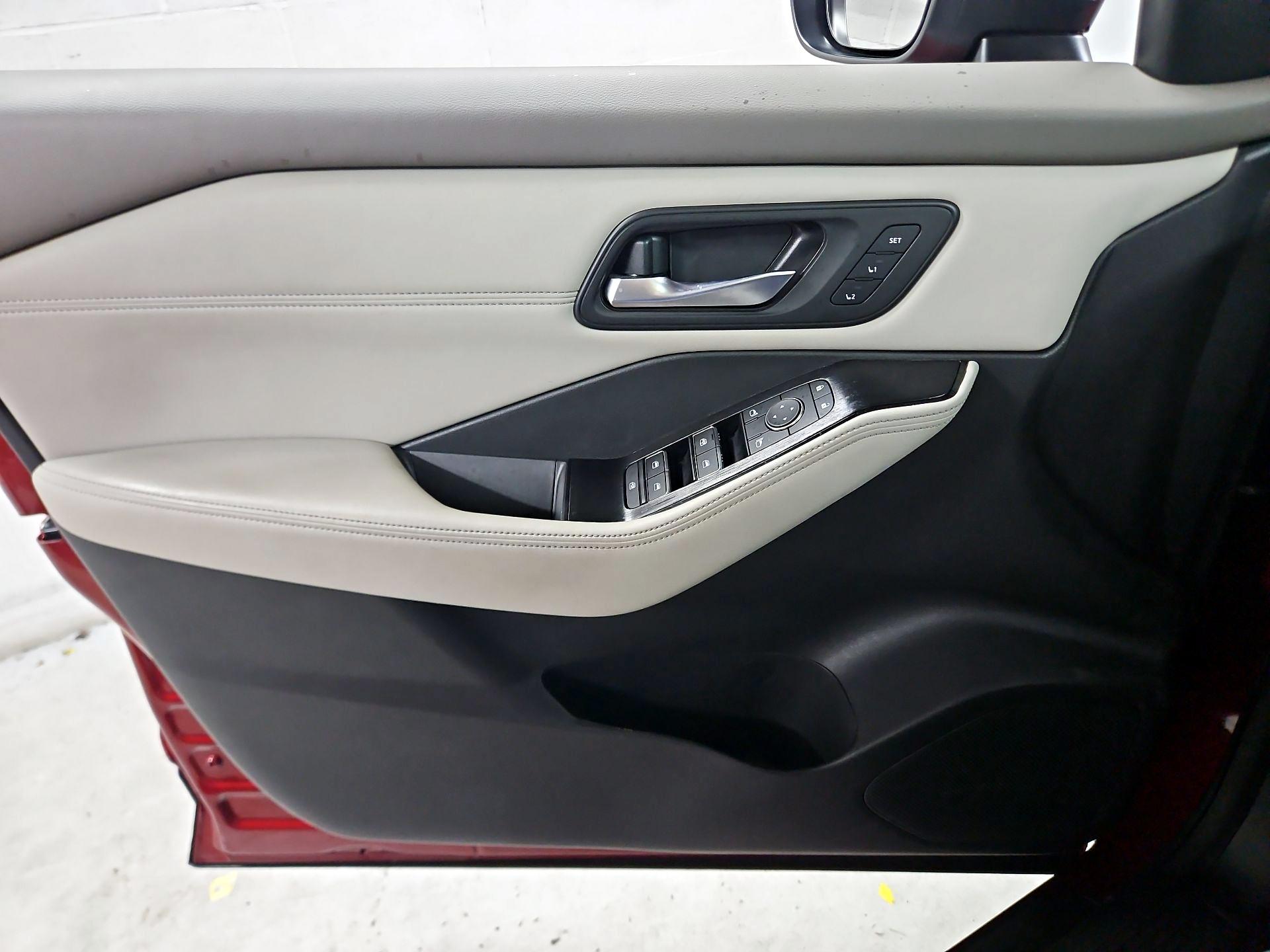 Thumbnail: 2023 Nissan Rogue - 12