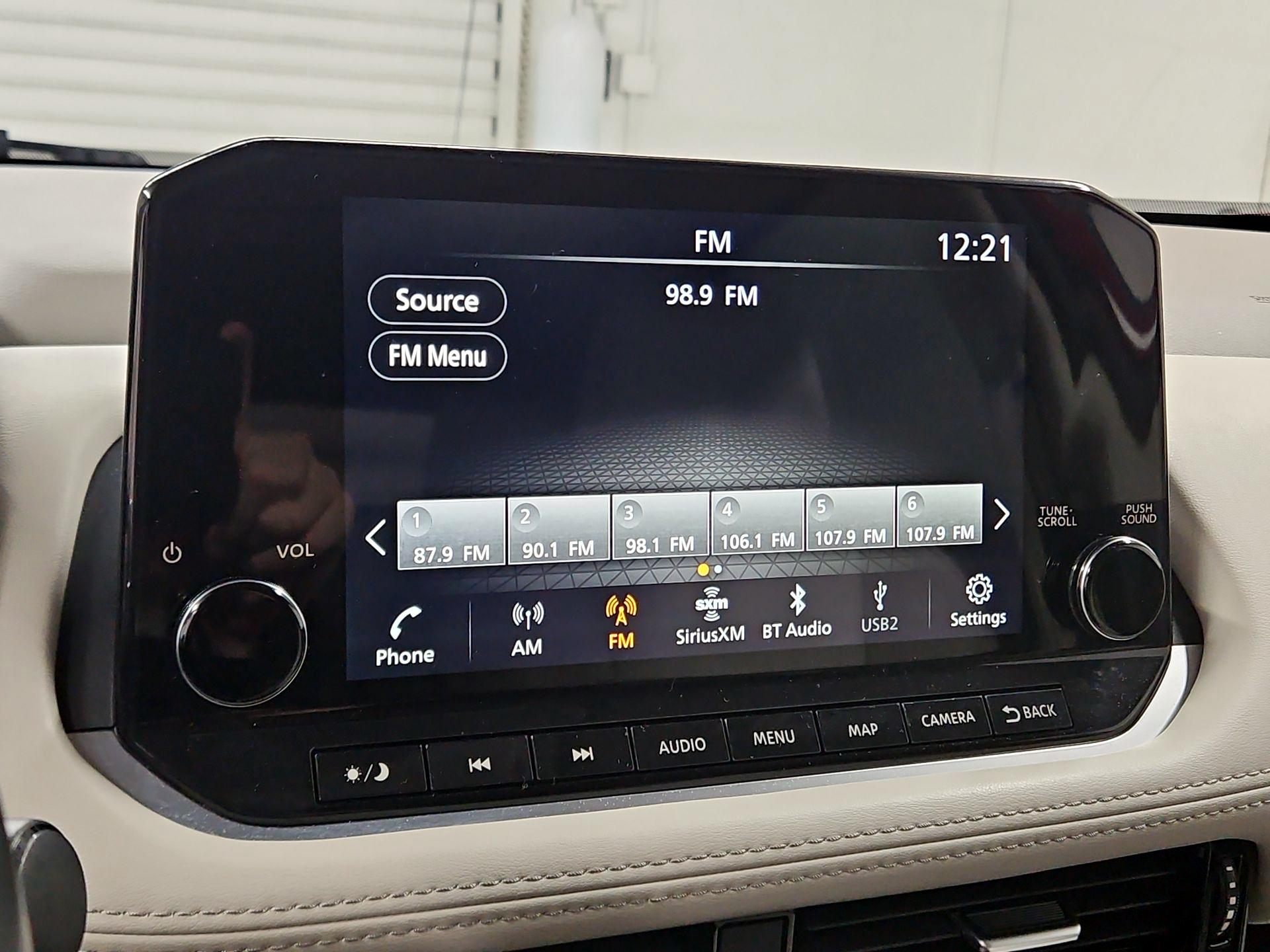 Thumbnail: 2023 Nissan Rogue - 15