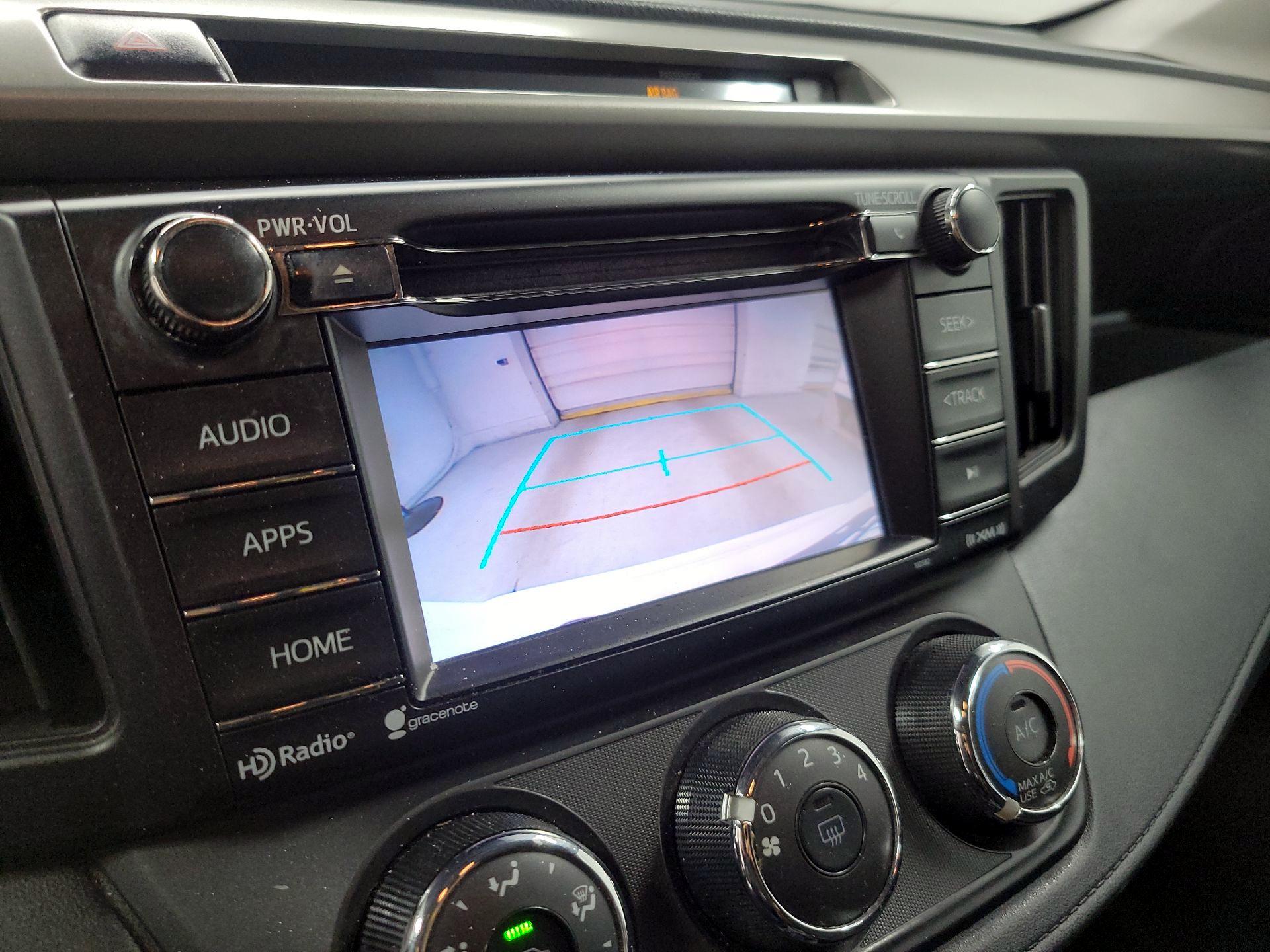 Thumbnail: 2016 Toyota RAV4 - 14