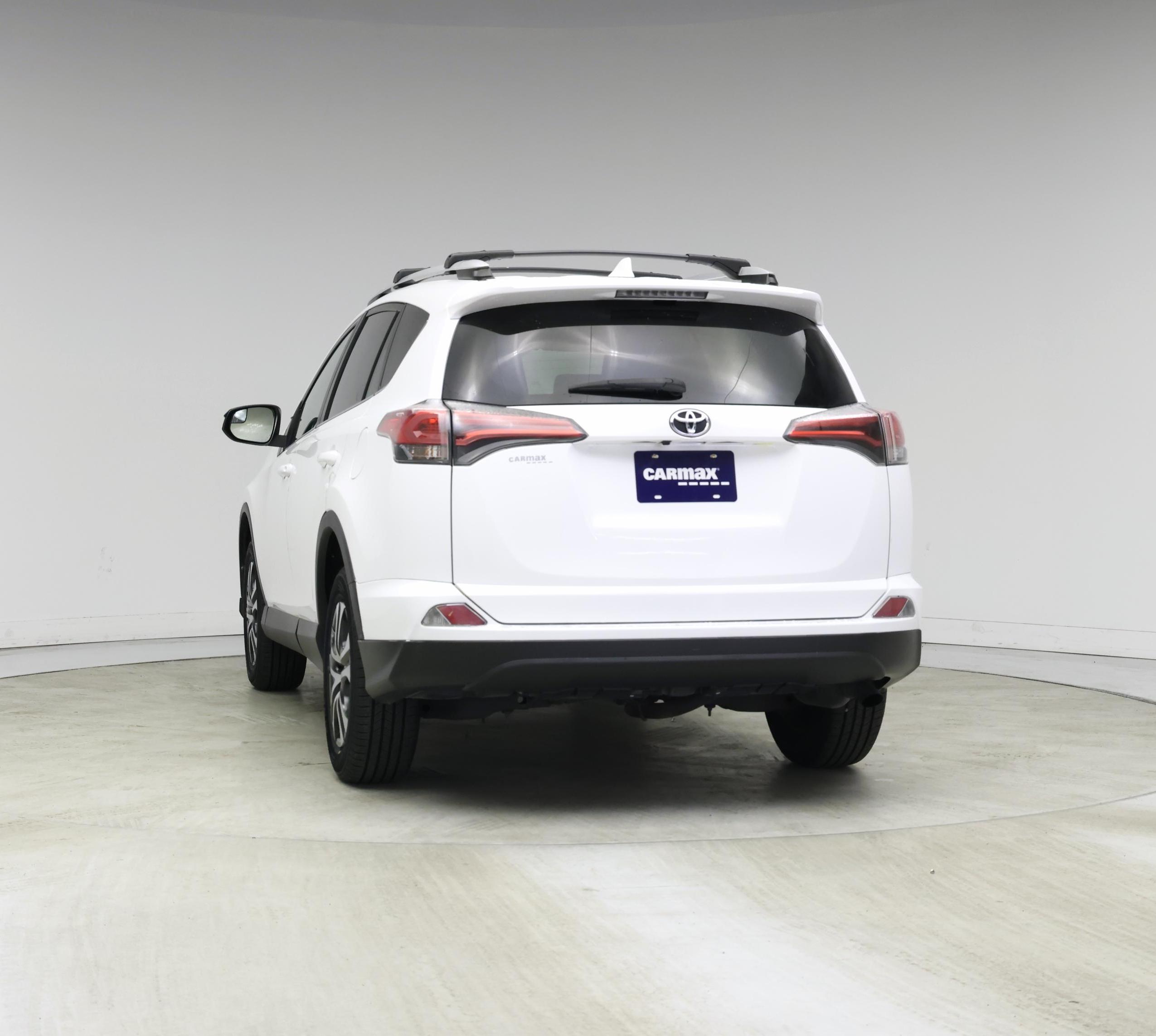Thumbnail: 2016 Toyota RAV4 - 6
