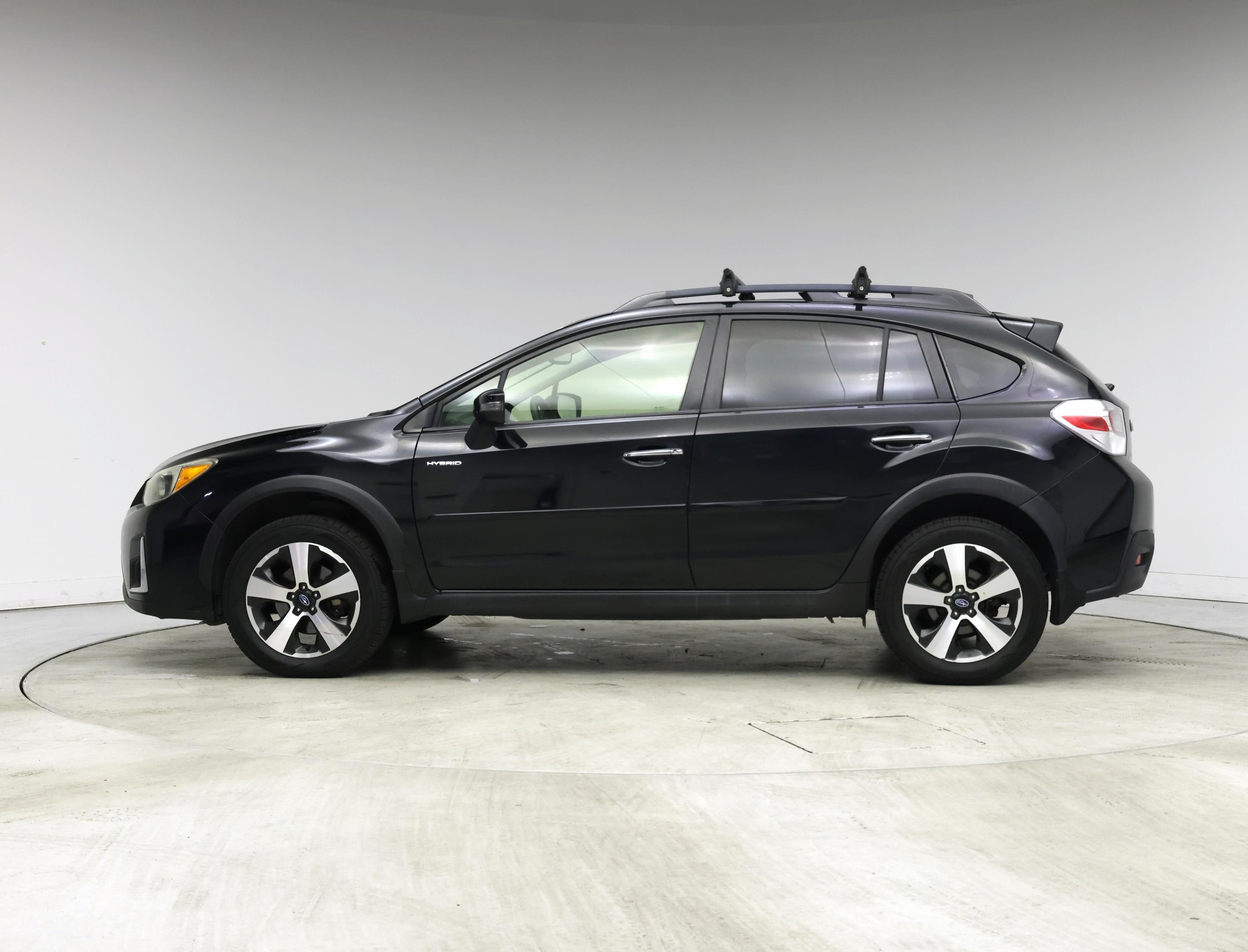 Thumbnail: 2016 Subaru XV Crosstrek - 3