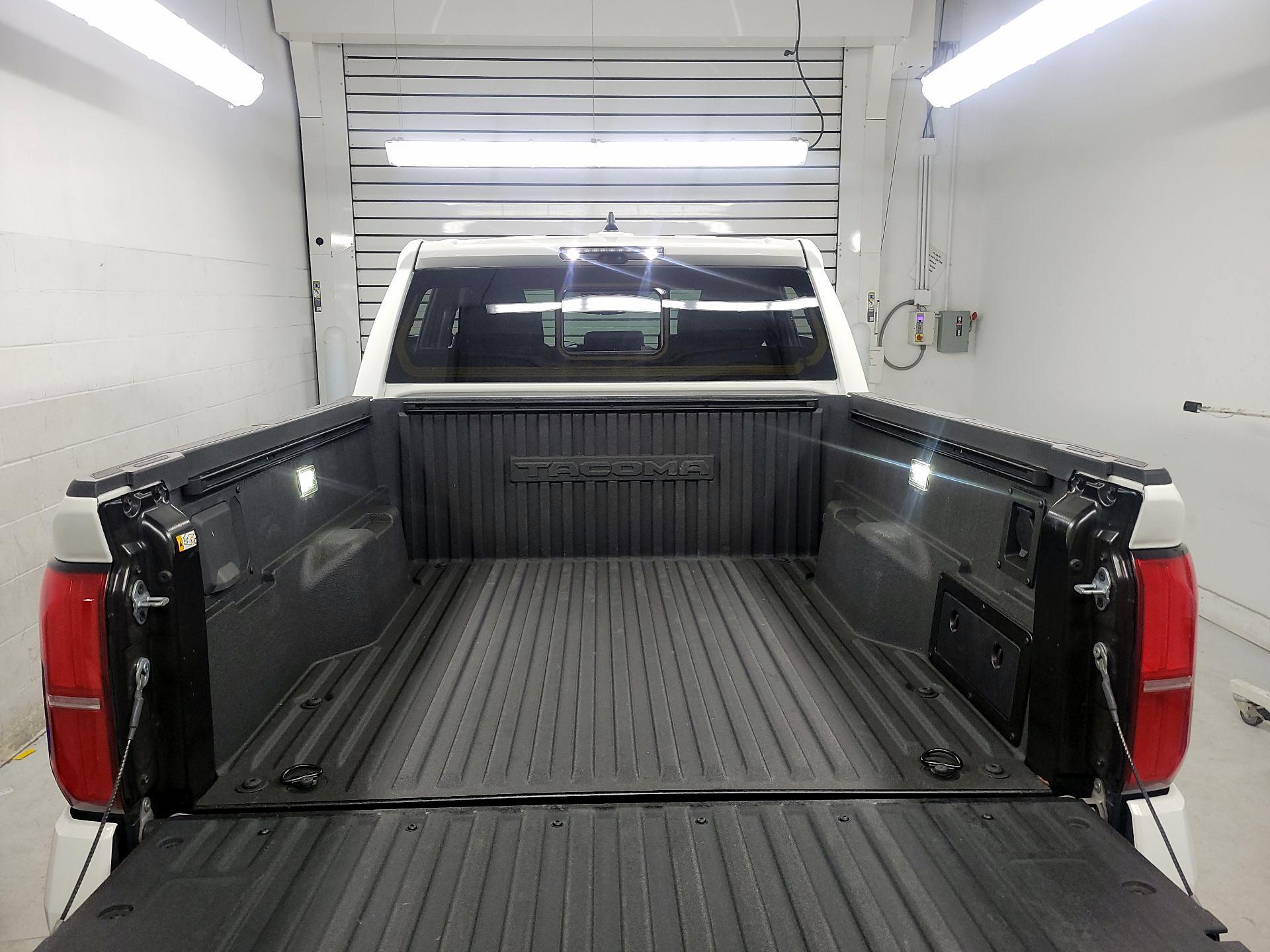 Thumbnail: 2024 Toyota Tacoma - 18