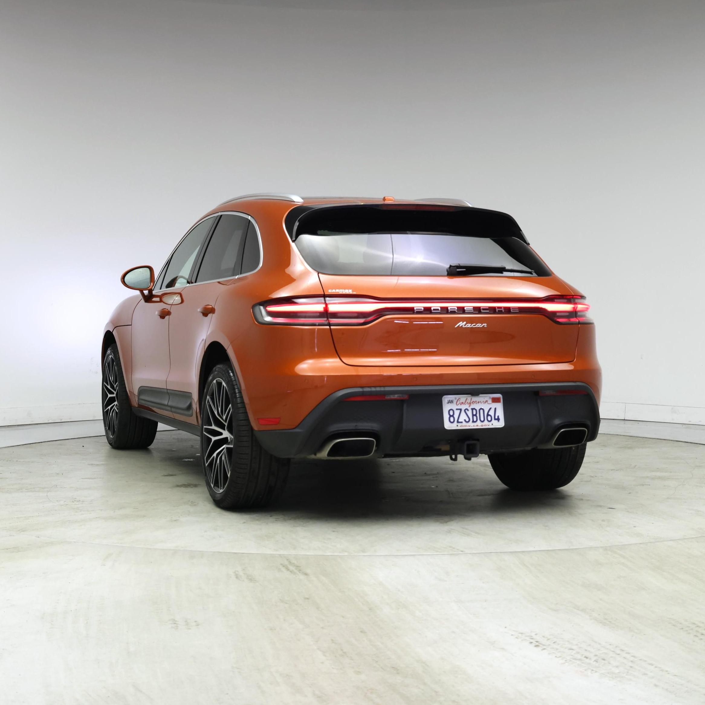 Thumbnail: 2022 Porsche Macan - 2
