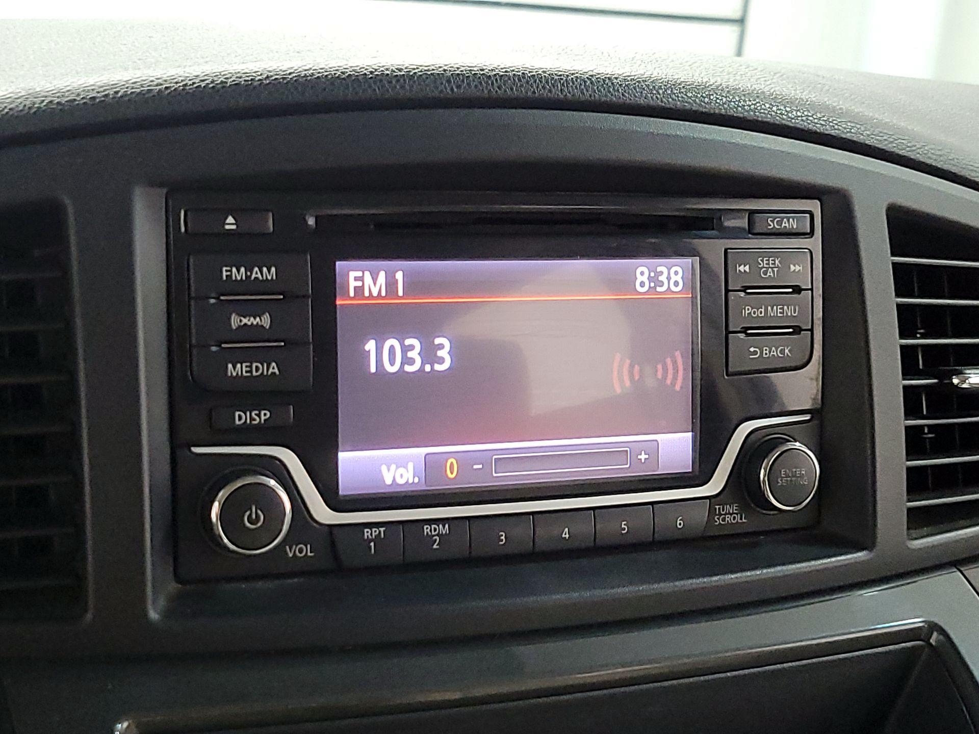 Thumbnail: 2015 Nissan Quest - 14