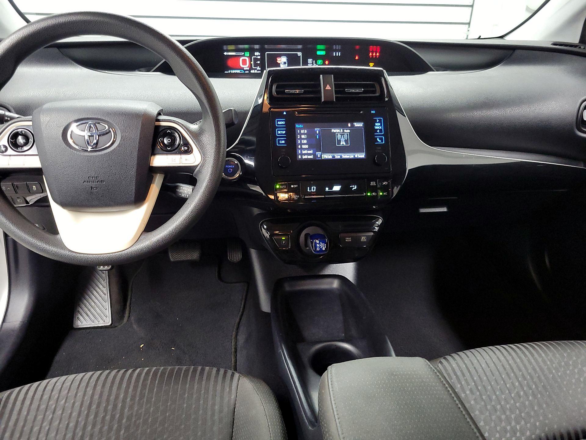 Thumbnail: 2018 Toyota Prius - 9