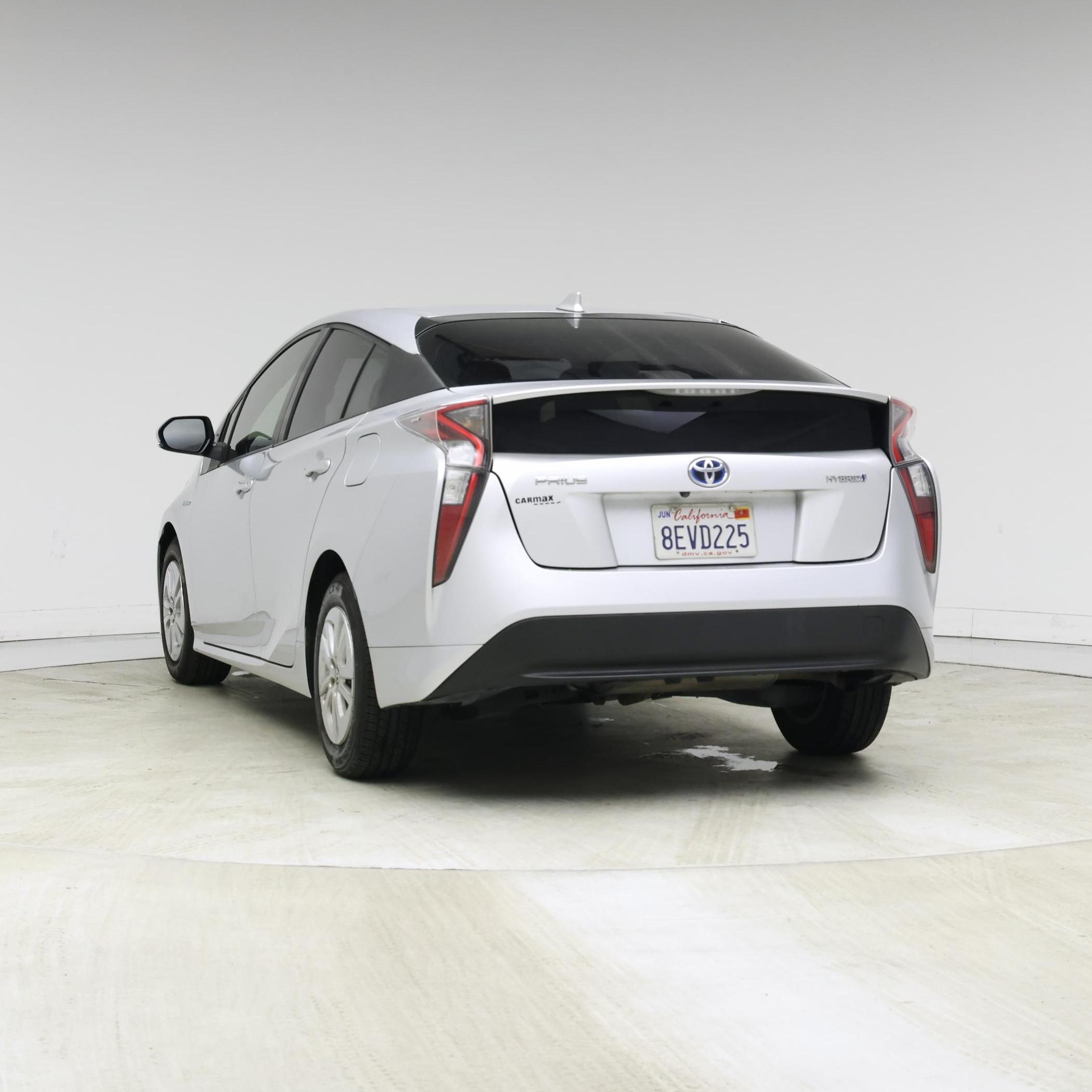 Thumbnail: 2018 Toyota Prius - 6