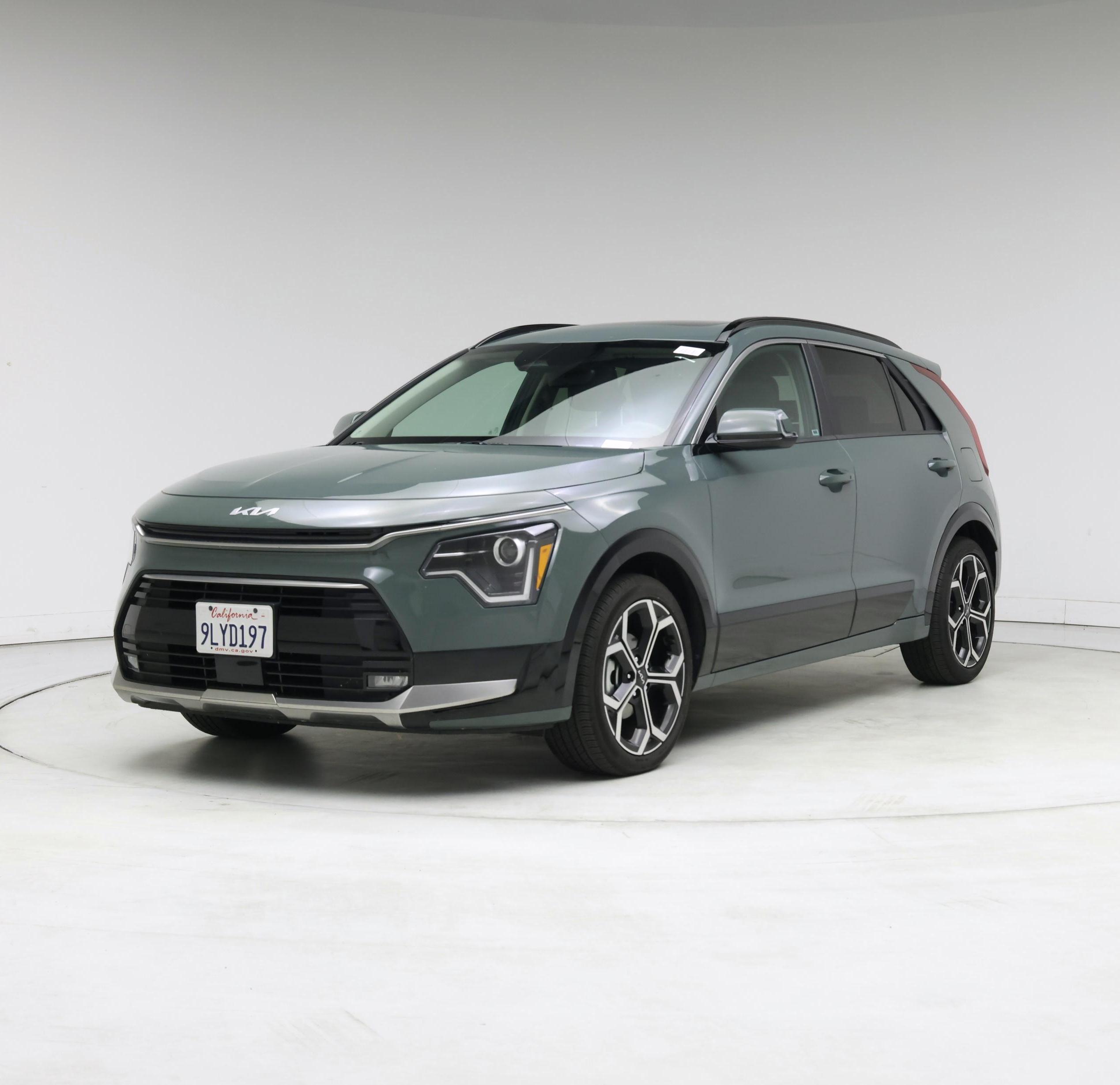 Thumbnail: 2024 Kia Niro - 4