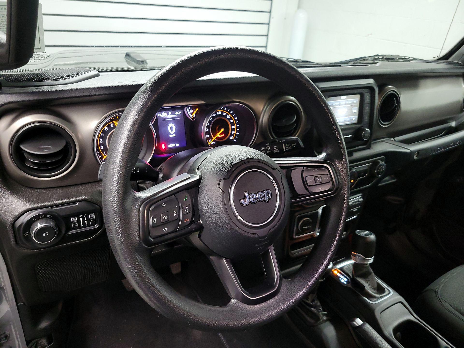 Thumbnail: 2019 Jeep Wrangler - 9