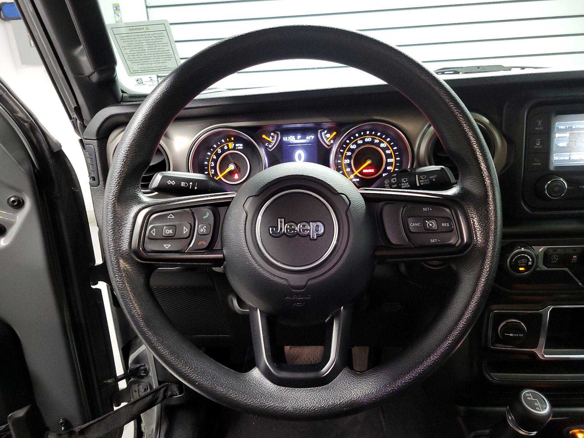 Thumbnail: 2019 Jeep Wrangler - 10