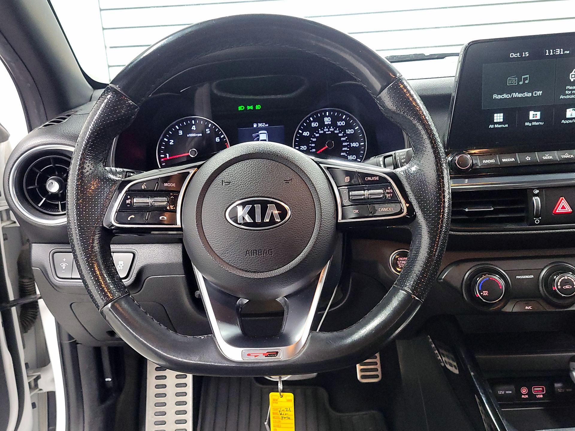 Thumbnail: 2021 Kia Forte - 10