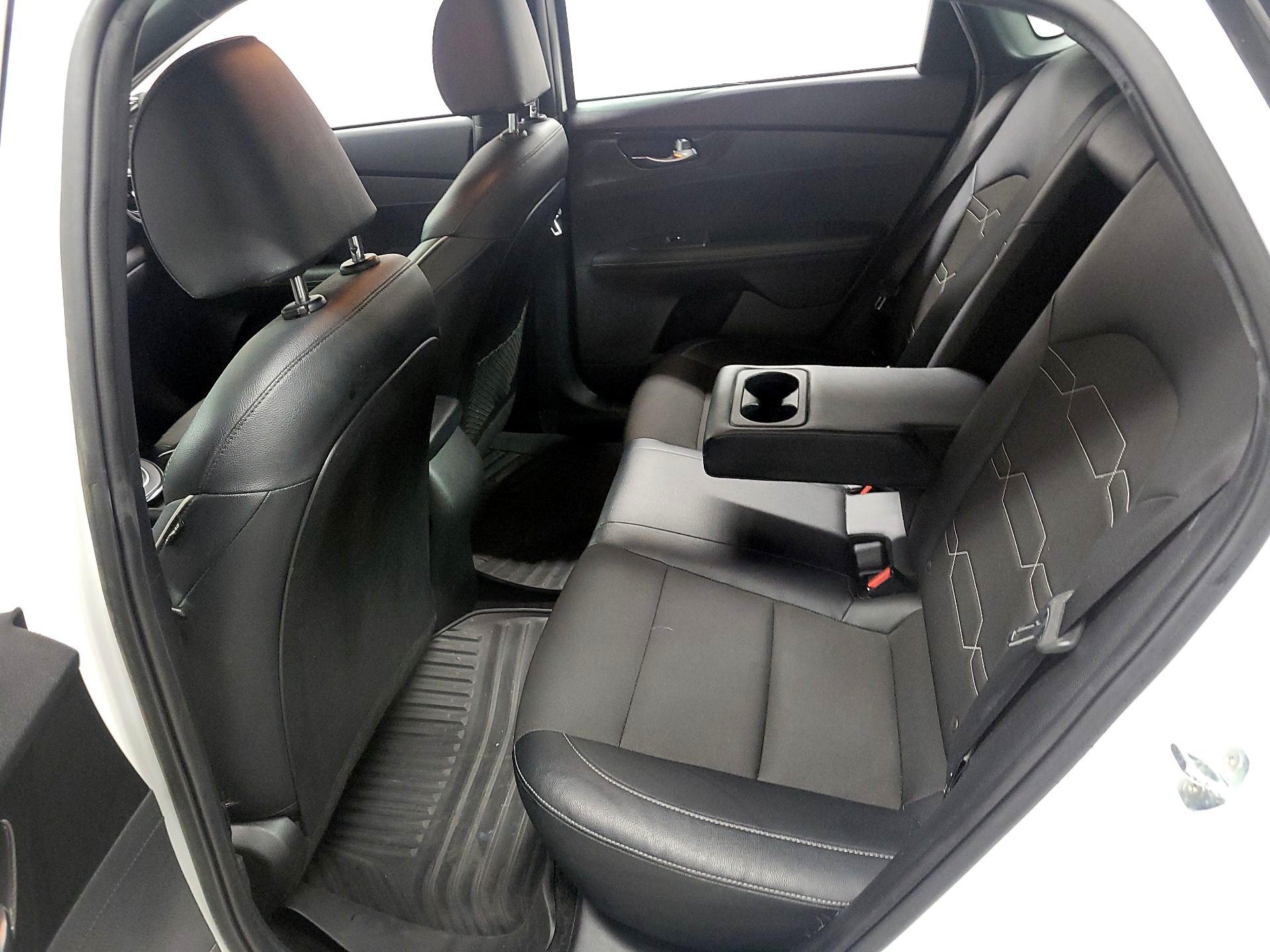 Thumbnail: 2021 Kia Forte - 18