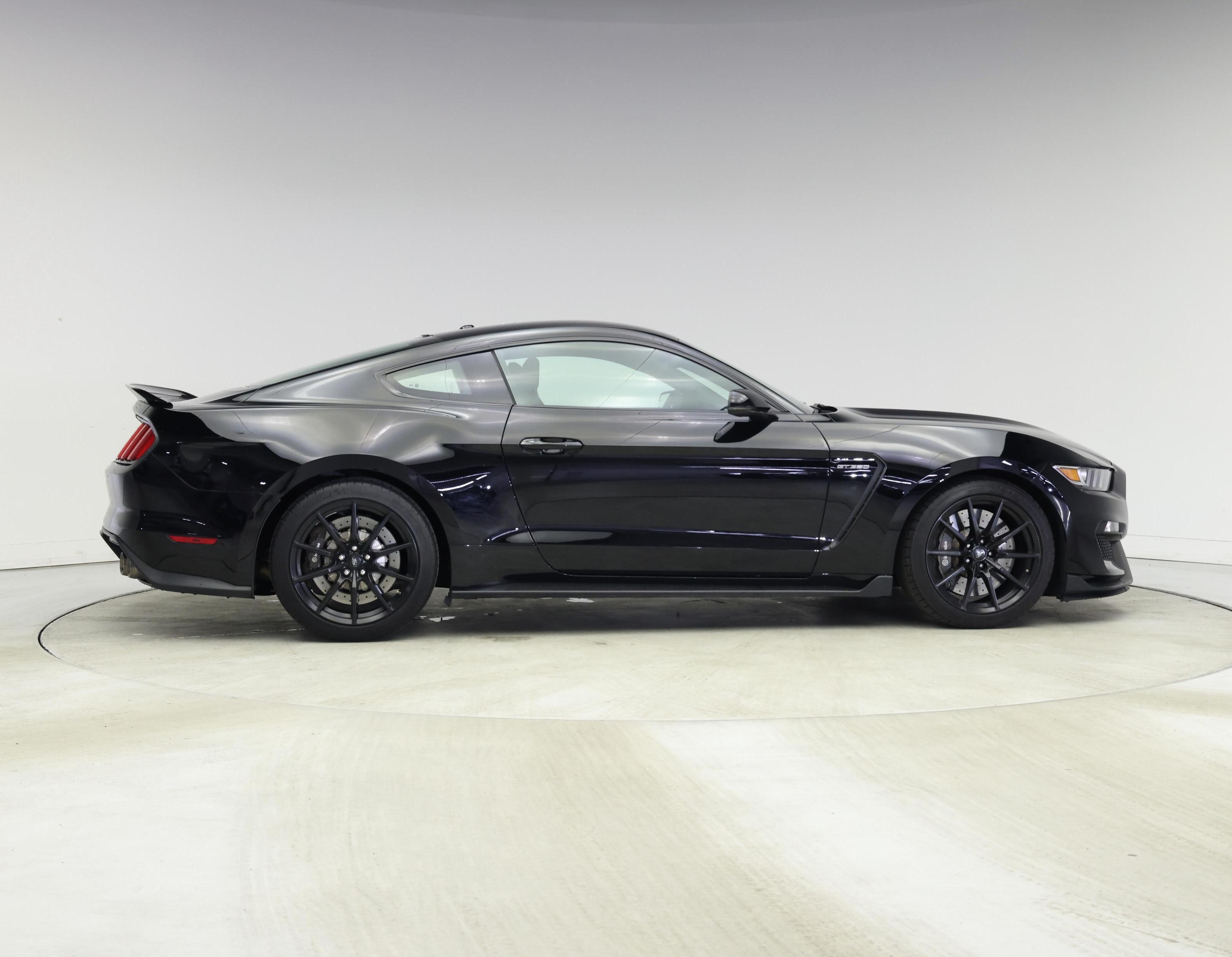 Thumbnail: 2018 Ford Mustang - 7