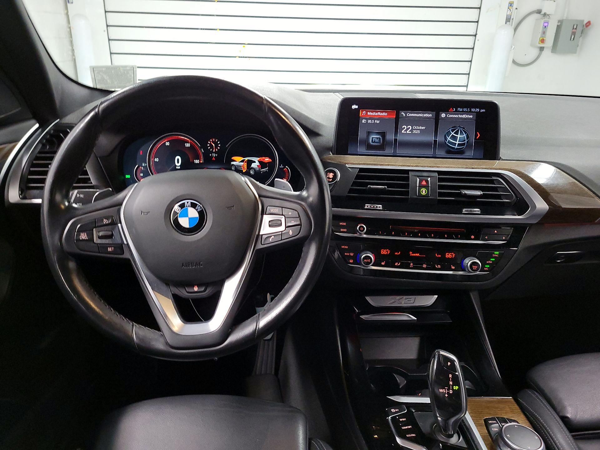 Thumbnail: 2018 BMW X3 - 9