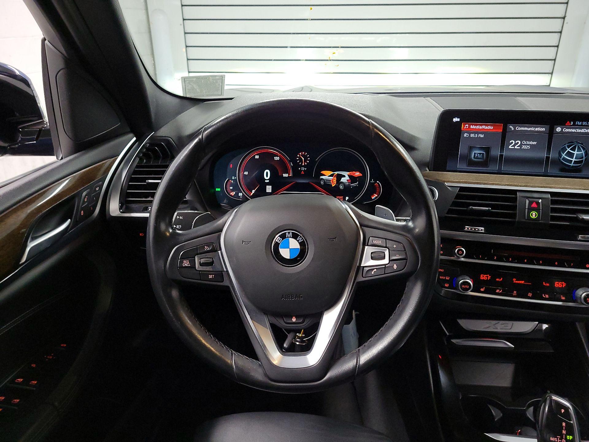 Thumbnail: 2018 BMW X3 - 10