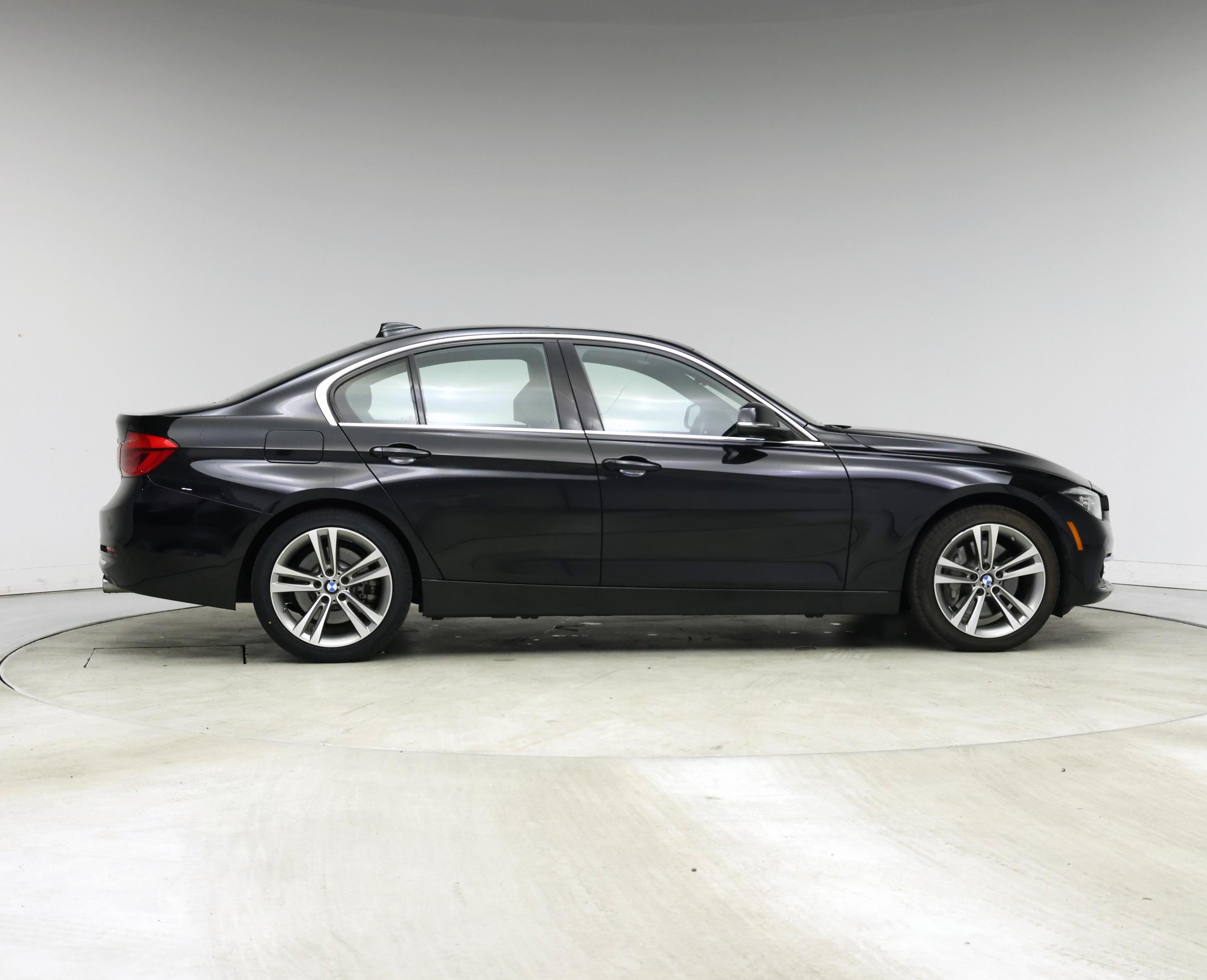 Thumbnail: 2018 BMW 3 Series - 7
