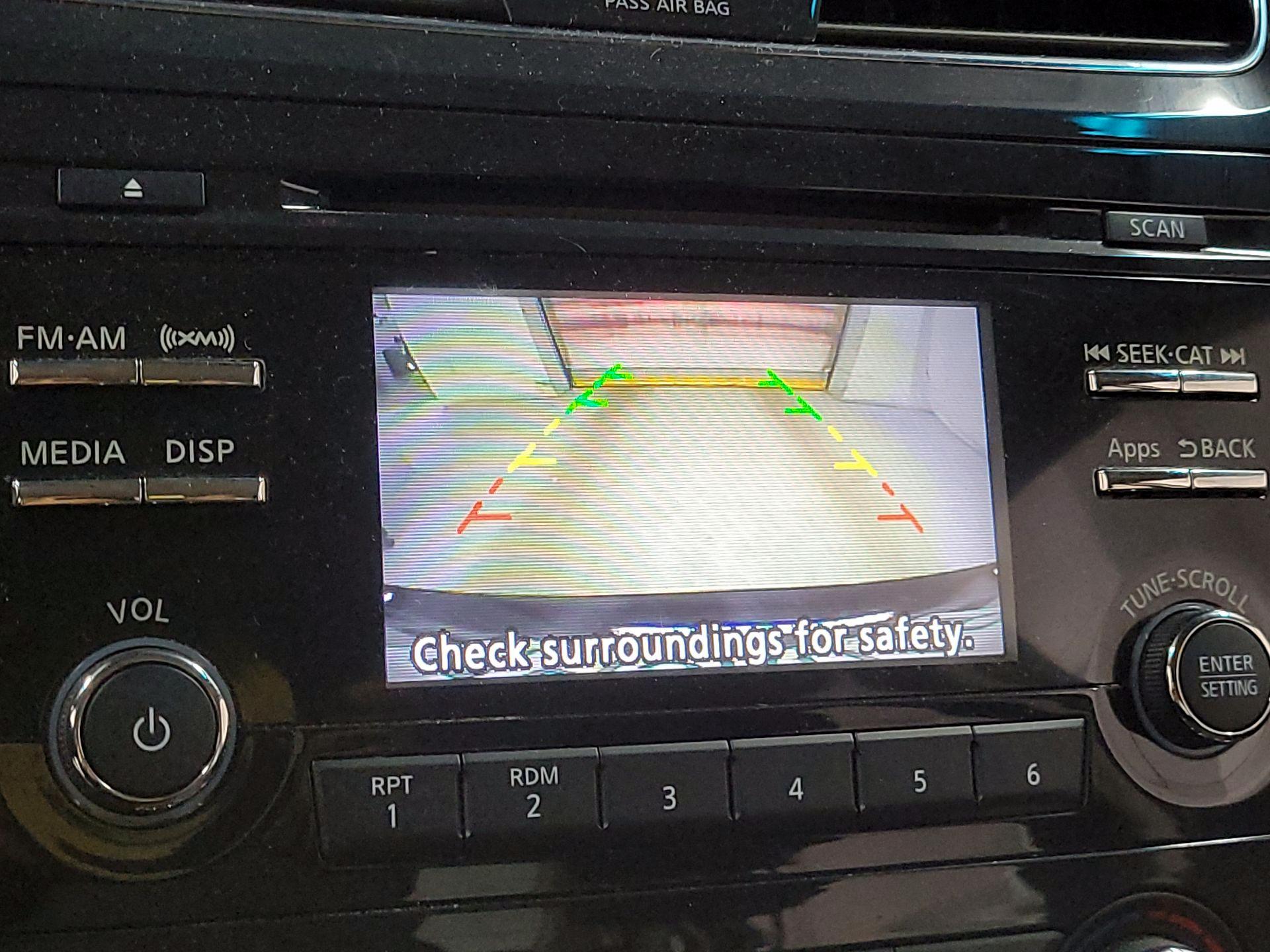 Thumbnail: 2015 Nissan Altima - 14