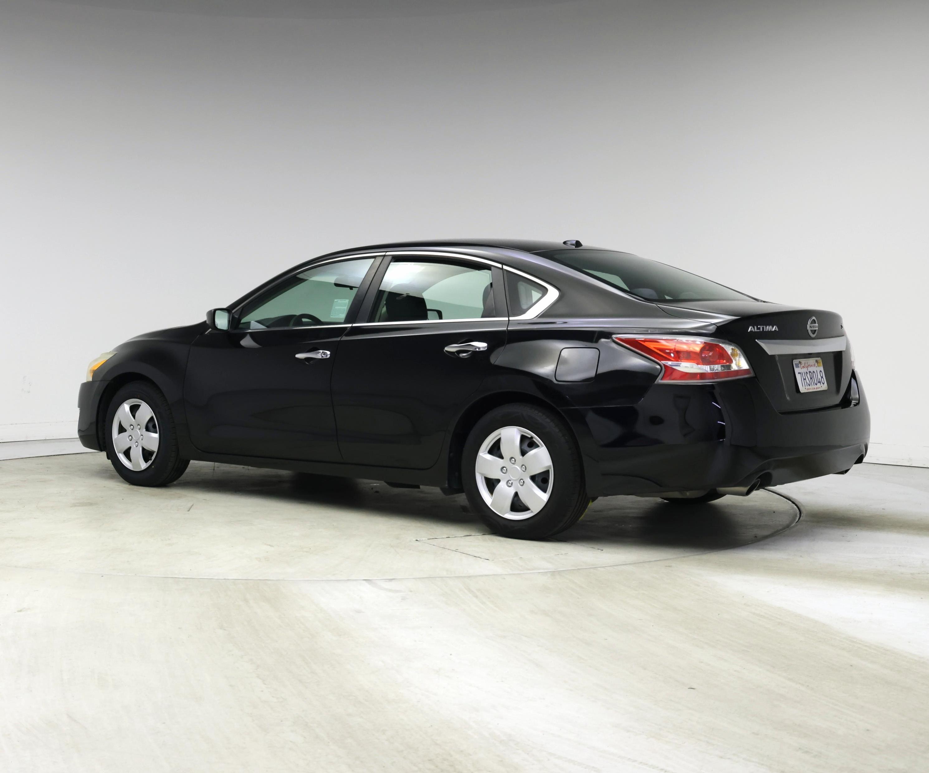 Thumbnail: 2015 Nissan Altima - 2