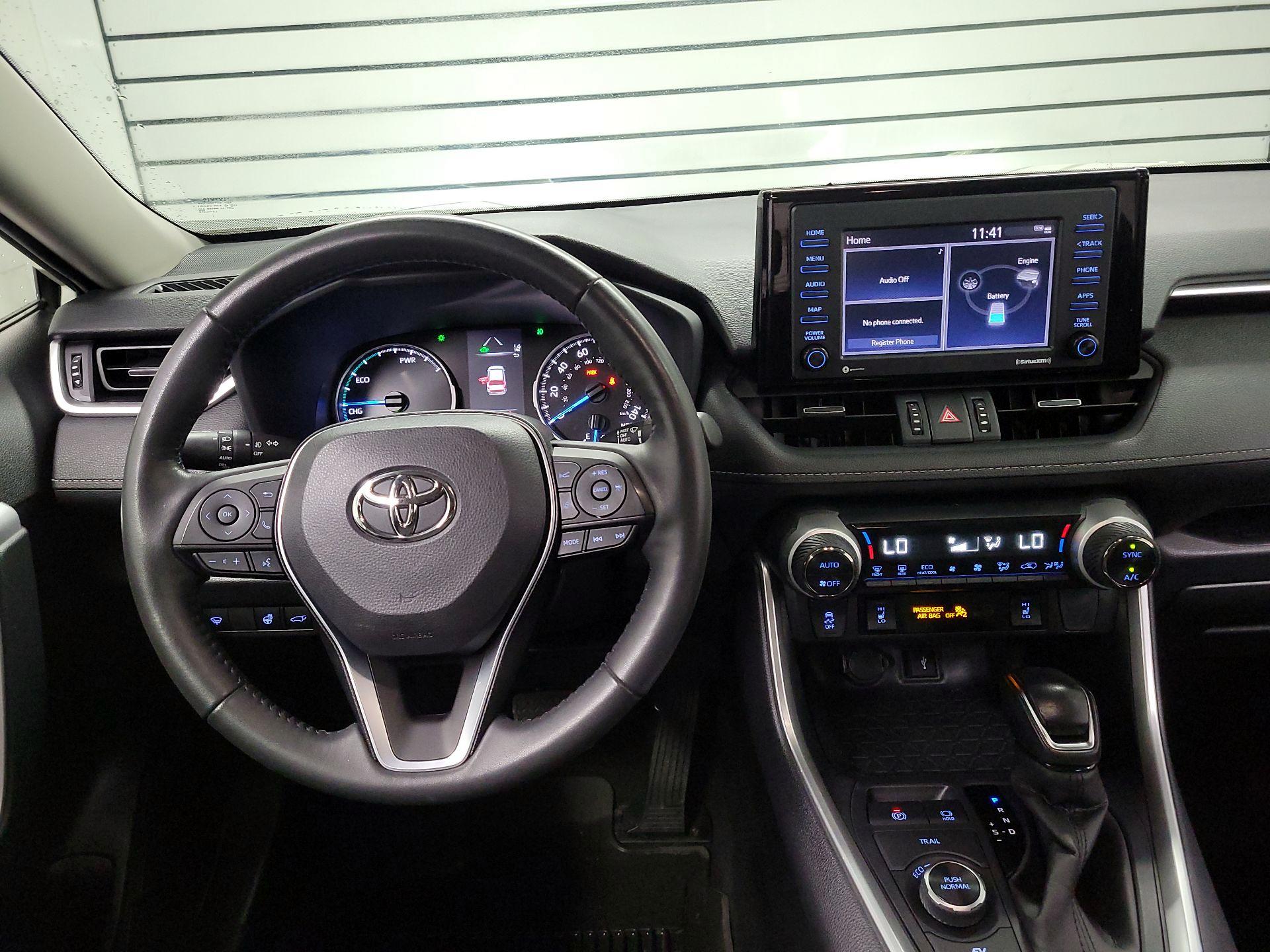 Thumbnail: 2022 Toyota RAV4 - 9