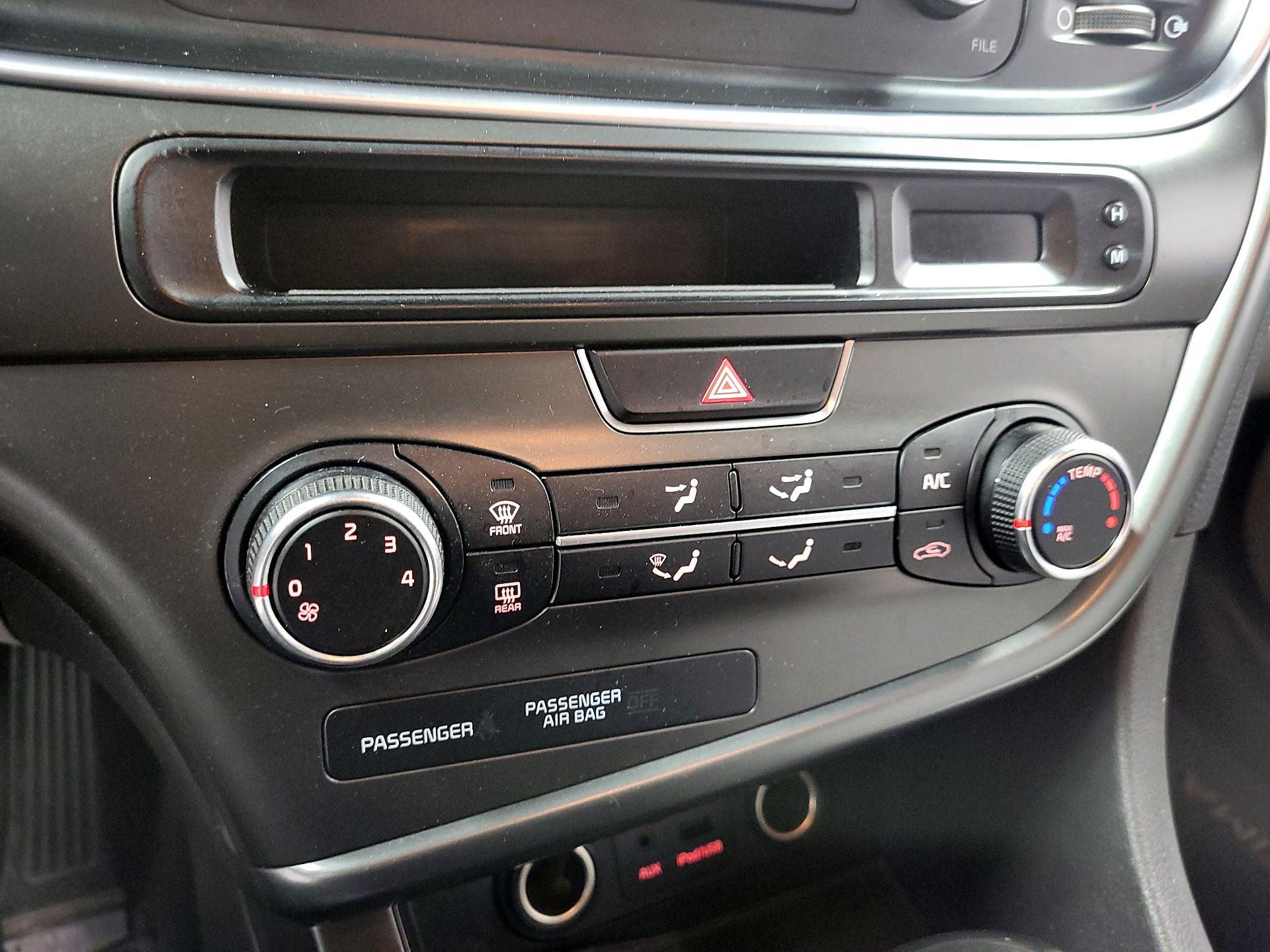 Thumbnail: 2014 Kia Optima - 14