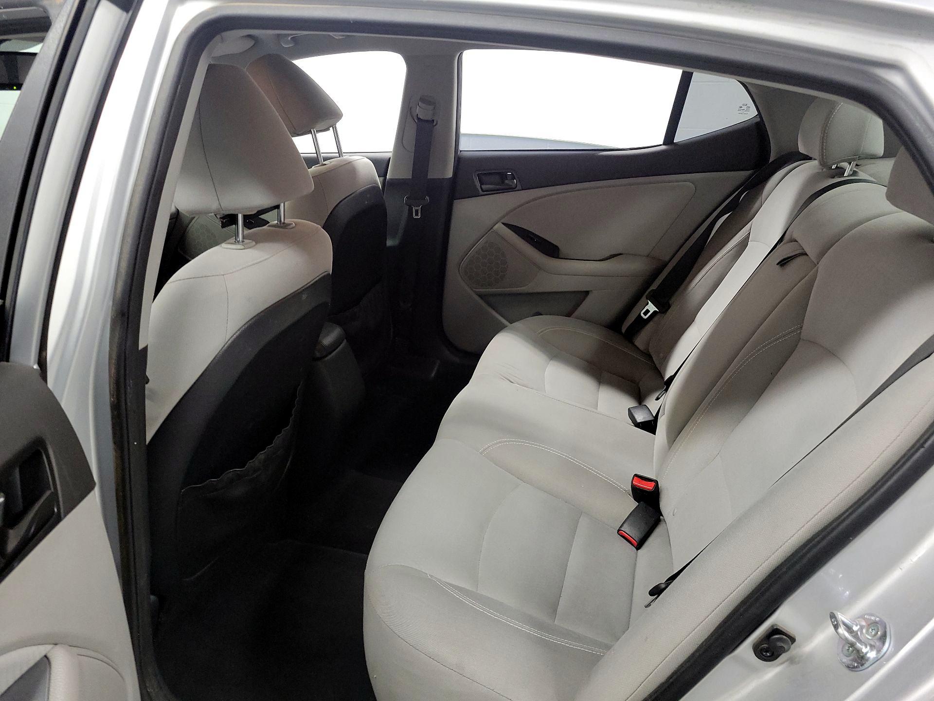 Thumbnail: 2014 Kia Optima - 17